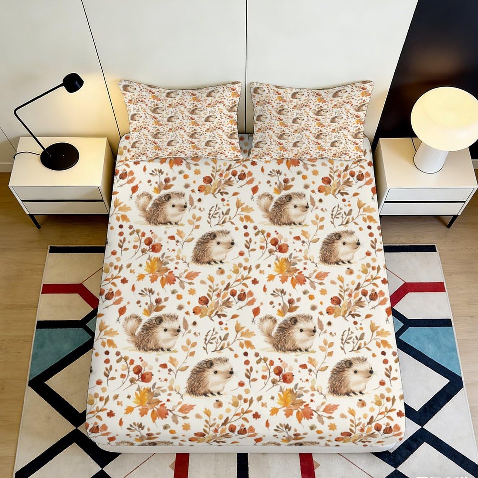 3D Printed Hedgehog Autumn Leaves Fitted Sheet Microfiber Soft Anti-Slip Bed Cover for Bedroom Guest Room Mattress Protection 120x200x25cm