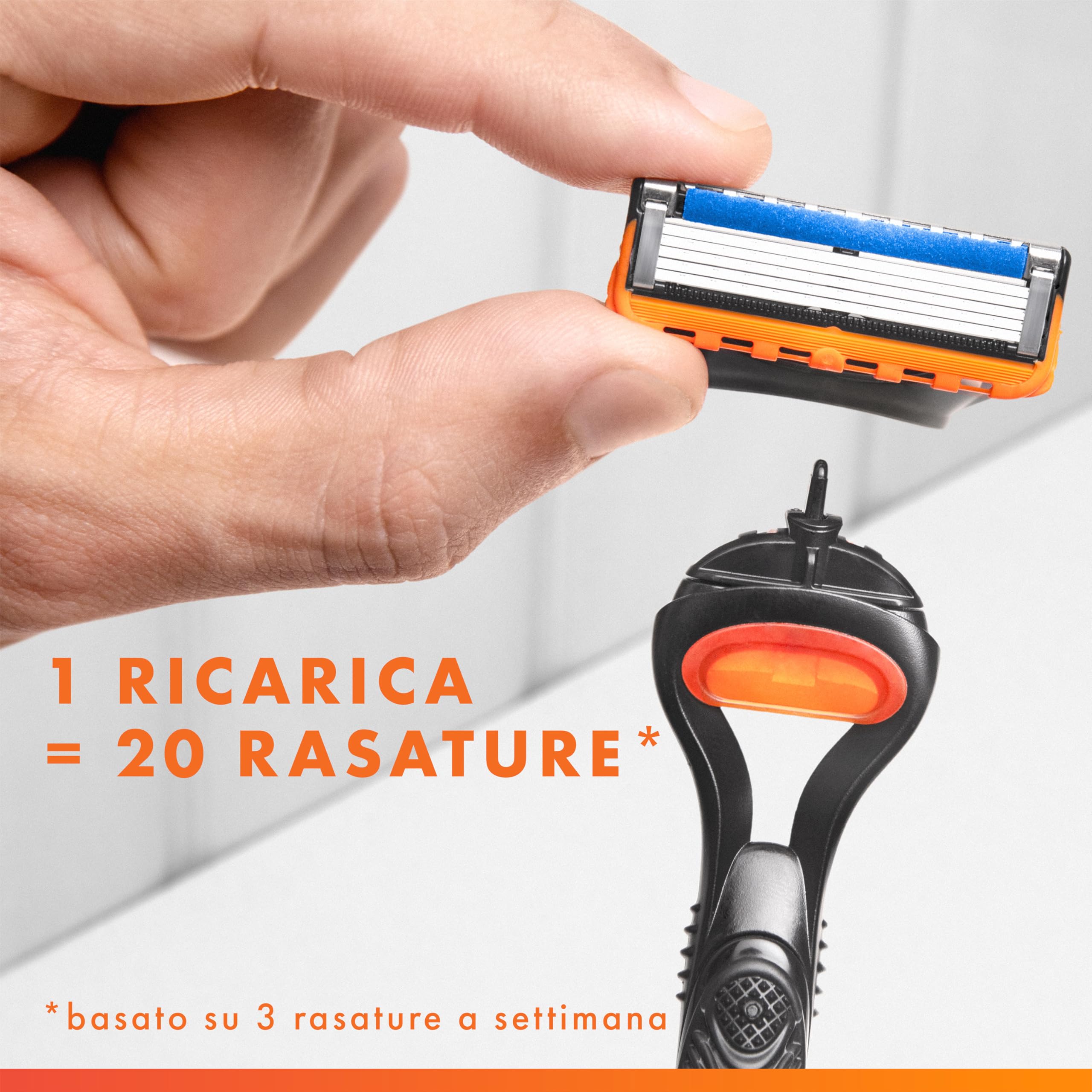 Gillette Lamette Gillette Fusion 5, 16 Lamette da Barba di Ricambio per Rasoio Barba Manuale Fusion5, da 5 Lame, Rasatura Scorrevole con Striscia Lubrificante, Fino a 1 Mese di Rasatura per Lametta