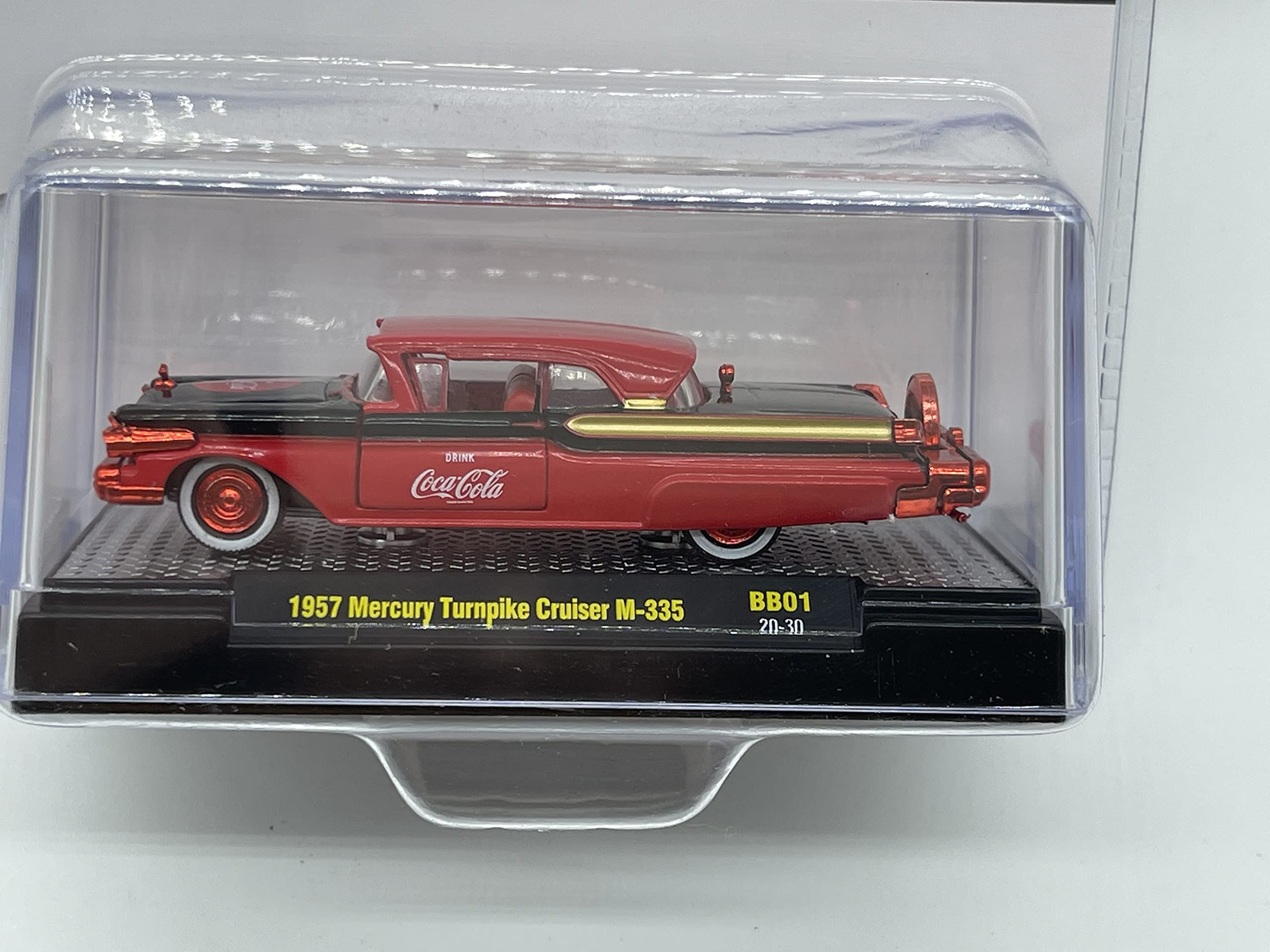 M2 Machines Mercury Turnpike Cruiser 1957 Coca-Cola 1:64 - Édition Limitée Rouge - Boîte Neuve