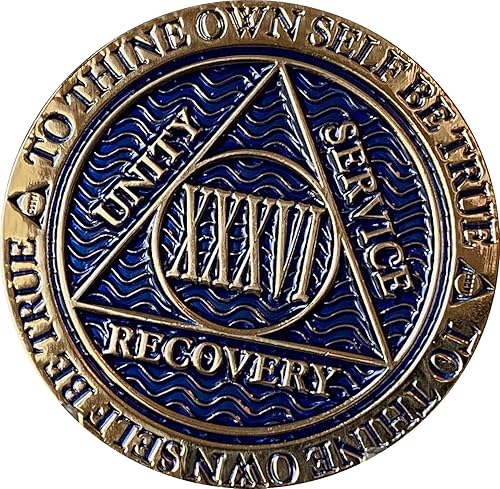 Medallón AA de 36 años color azul polvoriento chapado en oro Chip XXXVI