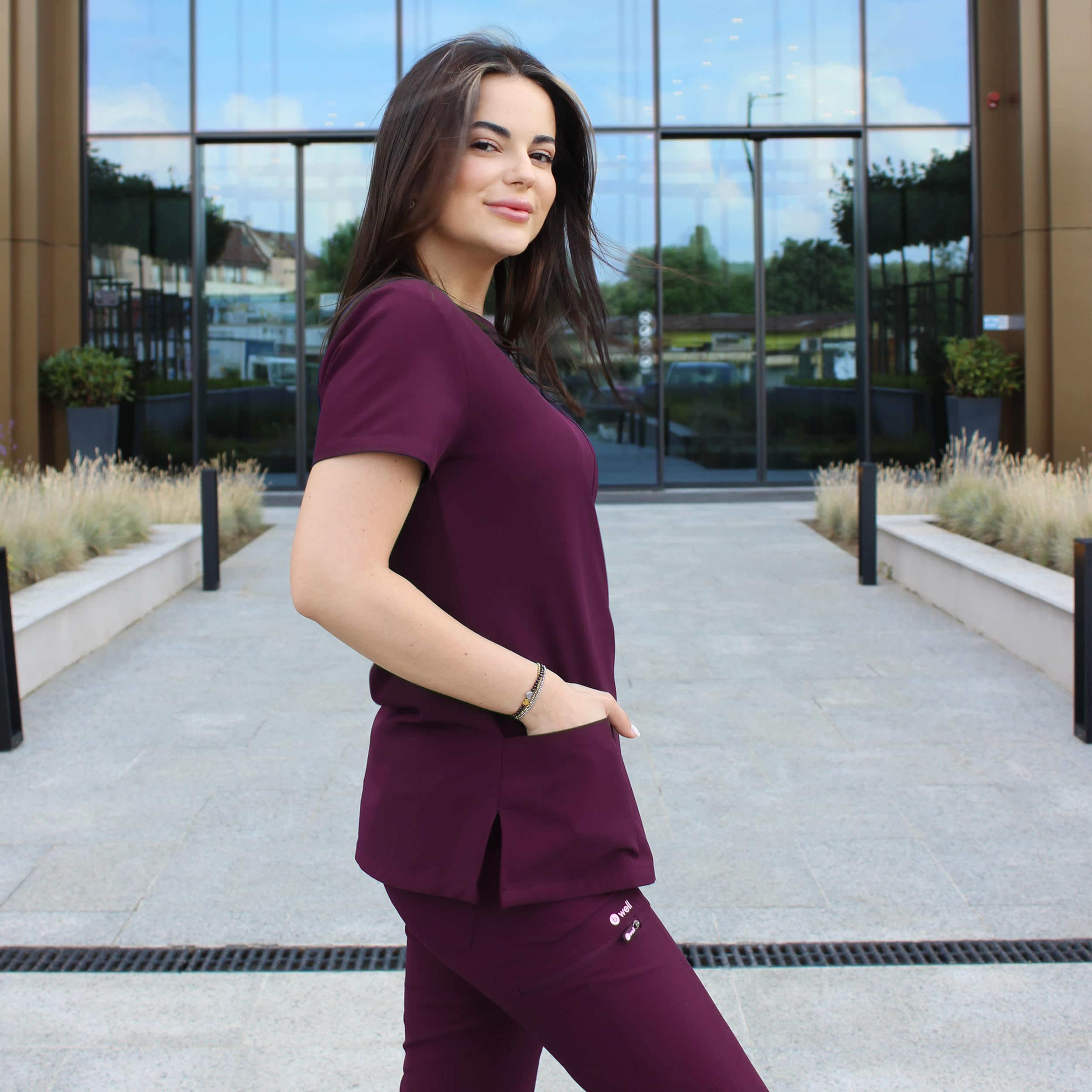 B-well Bella Damen-Schrubb-Set Schlupfkasack + Schlupfhose Set Medizin Arzt Uniform Schlupfjacke Oberteil mit Hose Medizinische Berufsbekleidung mit Elastan - 4