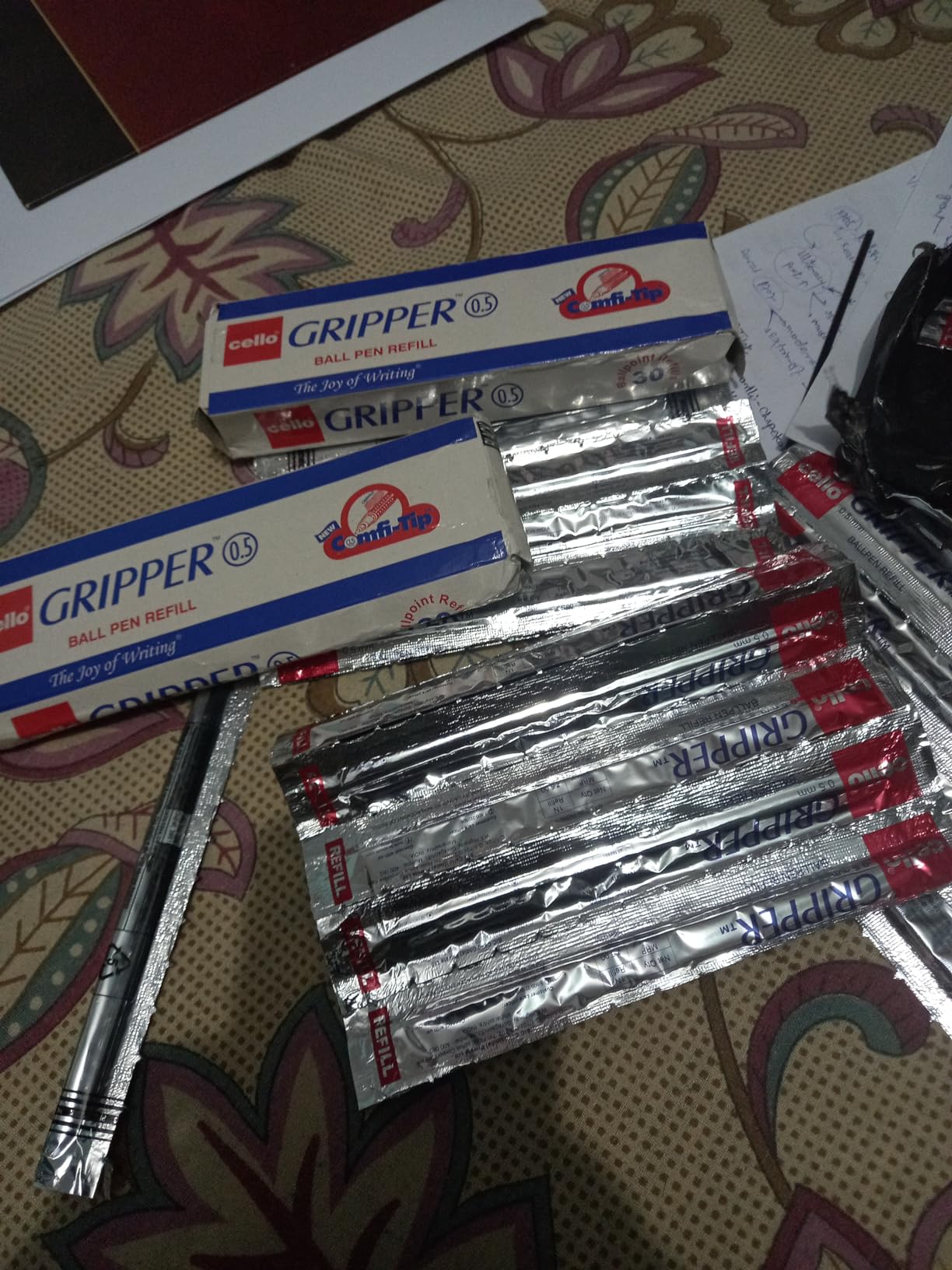 Bic Cello Gripper 0.5 mm Ball Point Refills Black Pack of 30 Amazon