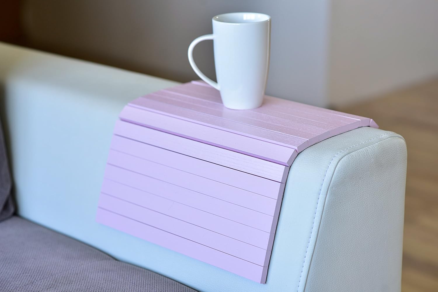 tavolo per bracciolo del divano