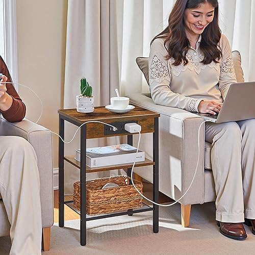 Miniatura 52 de HOOBRO Mesa auxiliar con estación de carga y puertos USB, mesita de noche de 3 niveles con estantes ajustables, mesa auxiliar pequeña para espacio