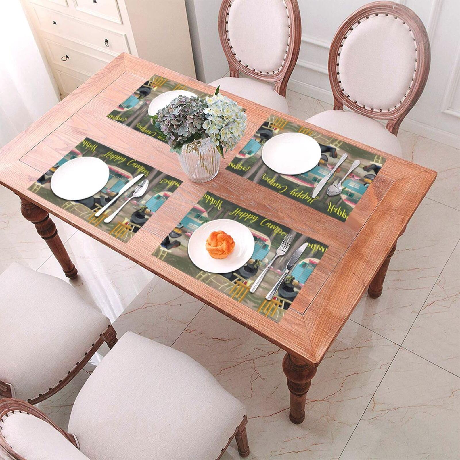 Juego de 6 manteles individuales tejidos con estampado Happy Camper, adecuado para decoración de restaurantes y cocina.