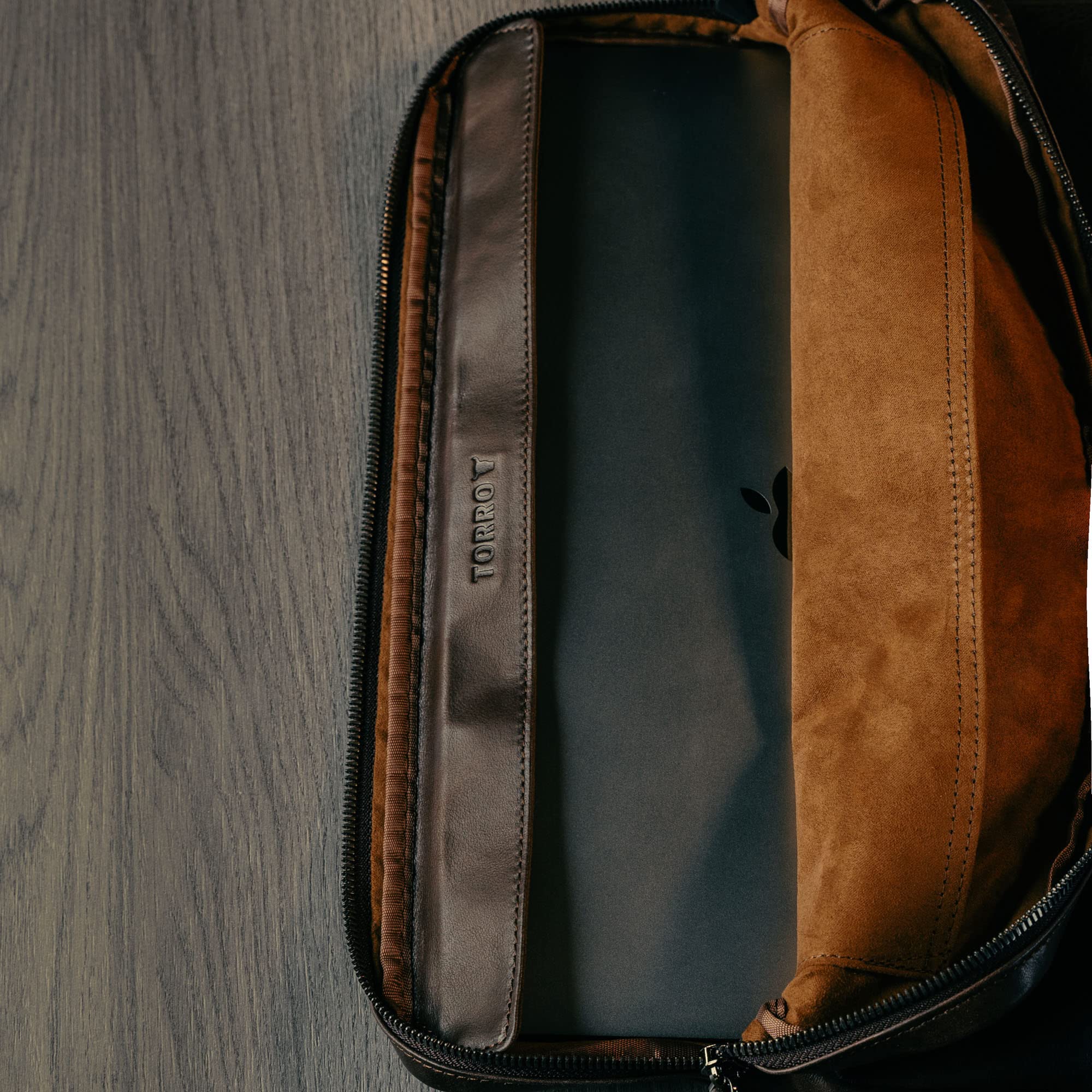 TORRO Bolsa para portátil - Bolso bandolera de piel auténtica compatible con portátil o MacBook de 13/14 pulgadas