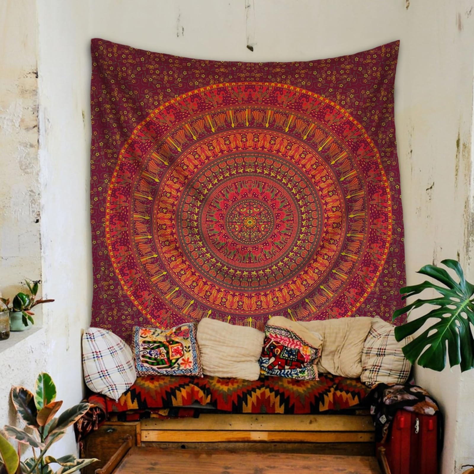 MOMOMUS Mandala Arazzo da Parete per Camera da Letto, Soggiorno, Altre Stanze -100% Cotone, Colori Vivaci, Stile Indiano- Telo/Poster/Arazzo Mandala da Parete -Arancione, 210x230 cm