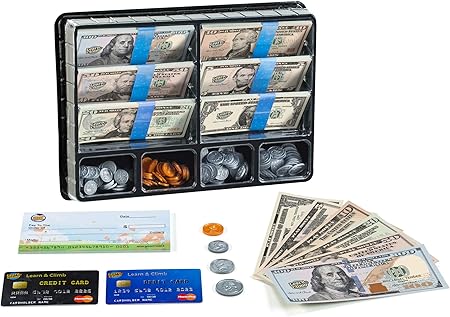 Amazon 子供用の学習 登山プレイマネーセット リアルなドル紙幣 コイン クレジットカード デビットカード 小切手帳 ごっこ遊びキャッシュレジスターに追加 ままごと ごっこ遊び おもちゃ