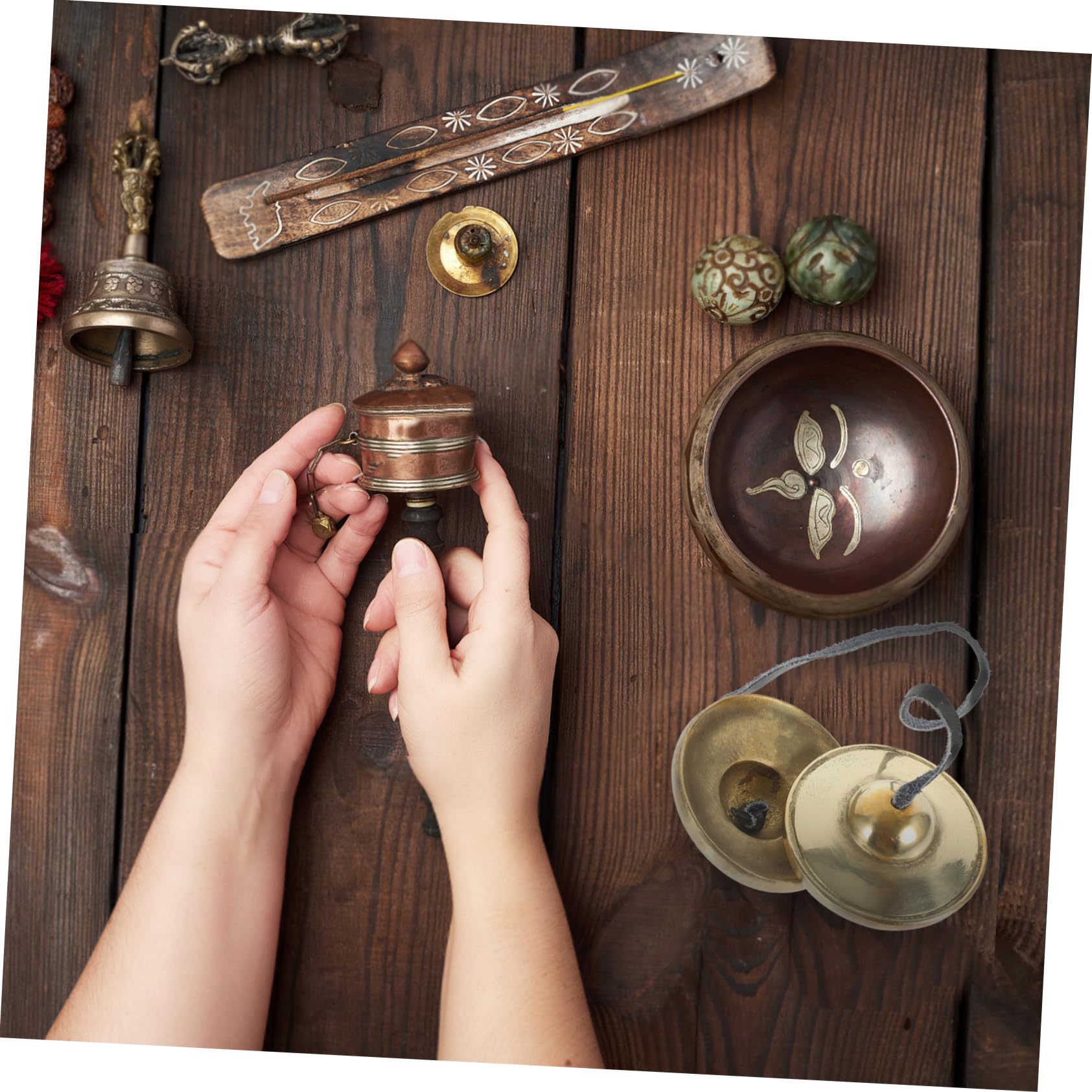 ifundom Portable Meditation Bells Handicraft Copper Bells for Yoga Sessions and Meditation Practice