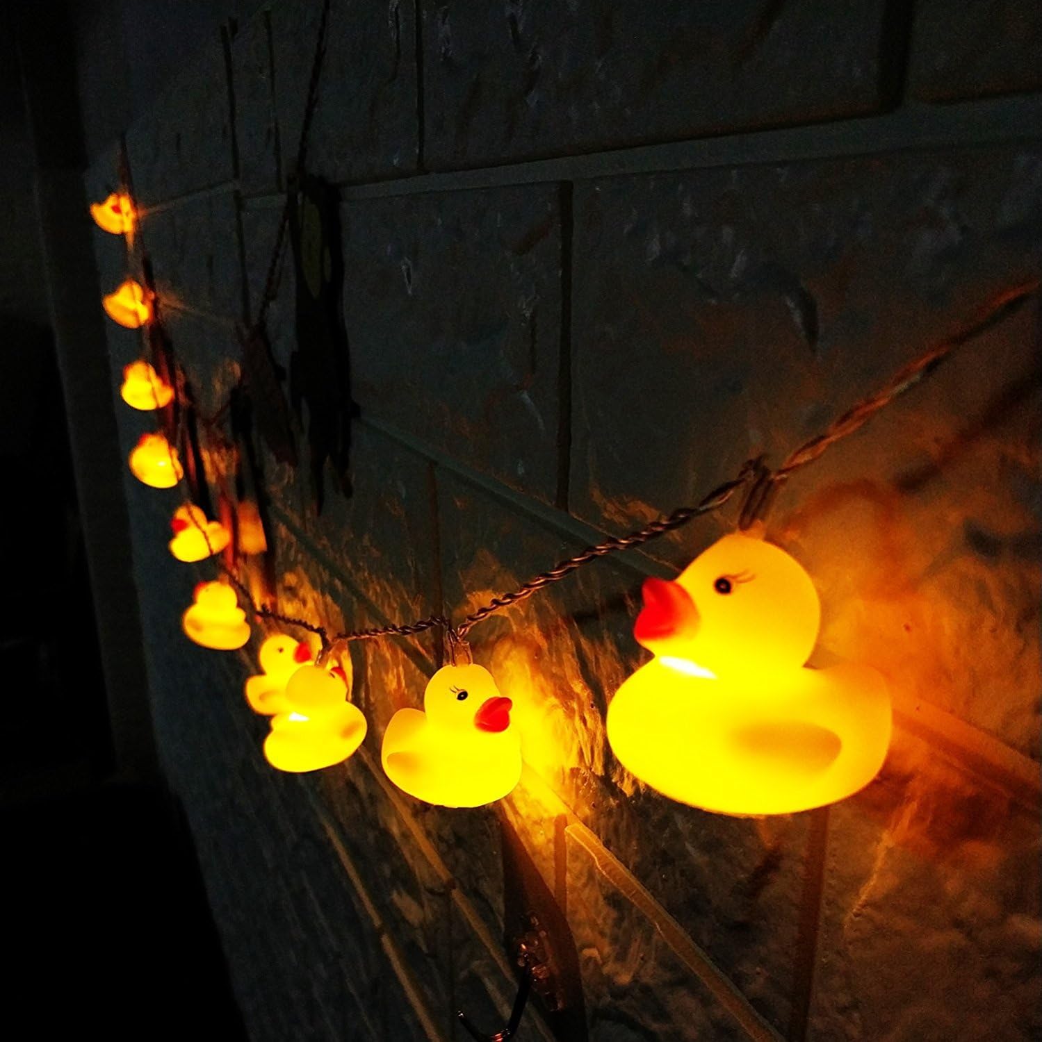 1.8M/5.9FT 10 LED Battery Powered Cute Animal Little Duck Shape LED Fairy Lights String Lights for Indoor/Outdoor Christmas Tree Decorative Home Party Children Kids Bedroom Decoration (Duck)