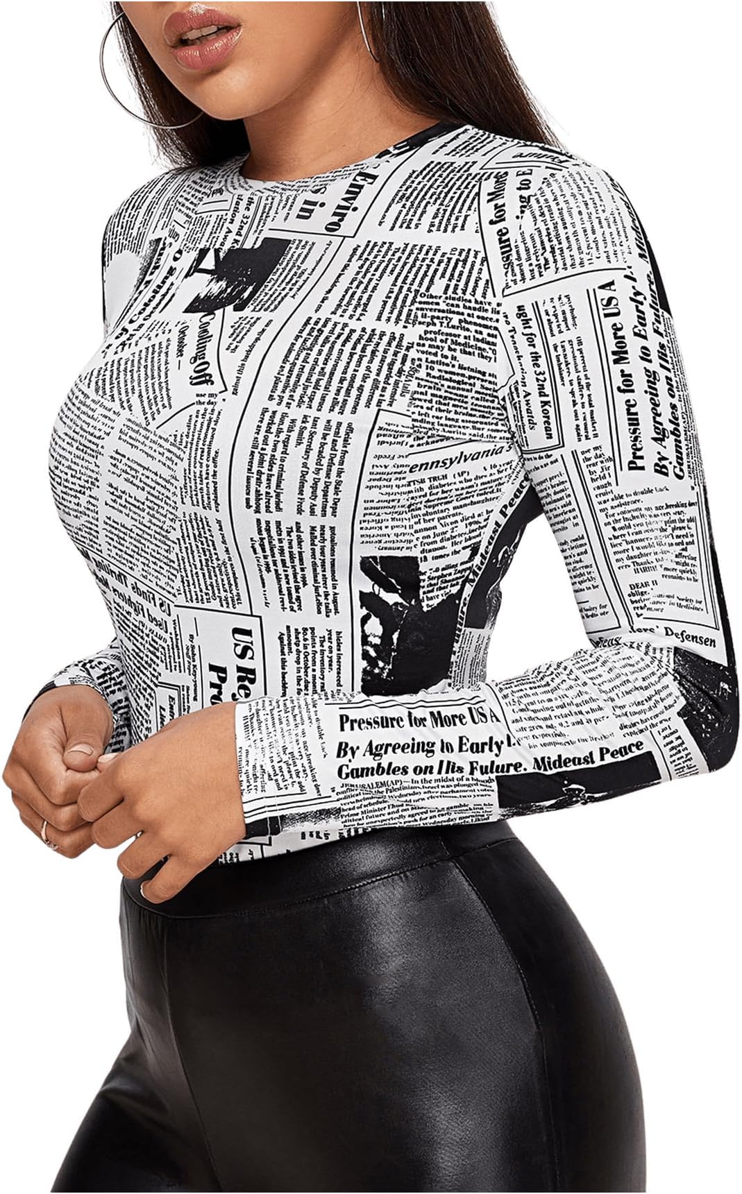 WDIRARAWomen's Newspaper Print Tee Long Sleeve Round Neck Letter Print Slim Top