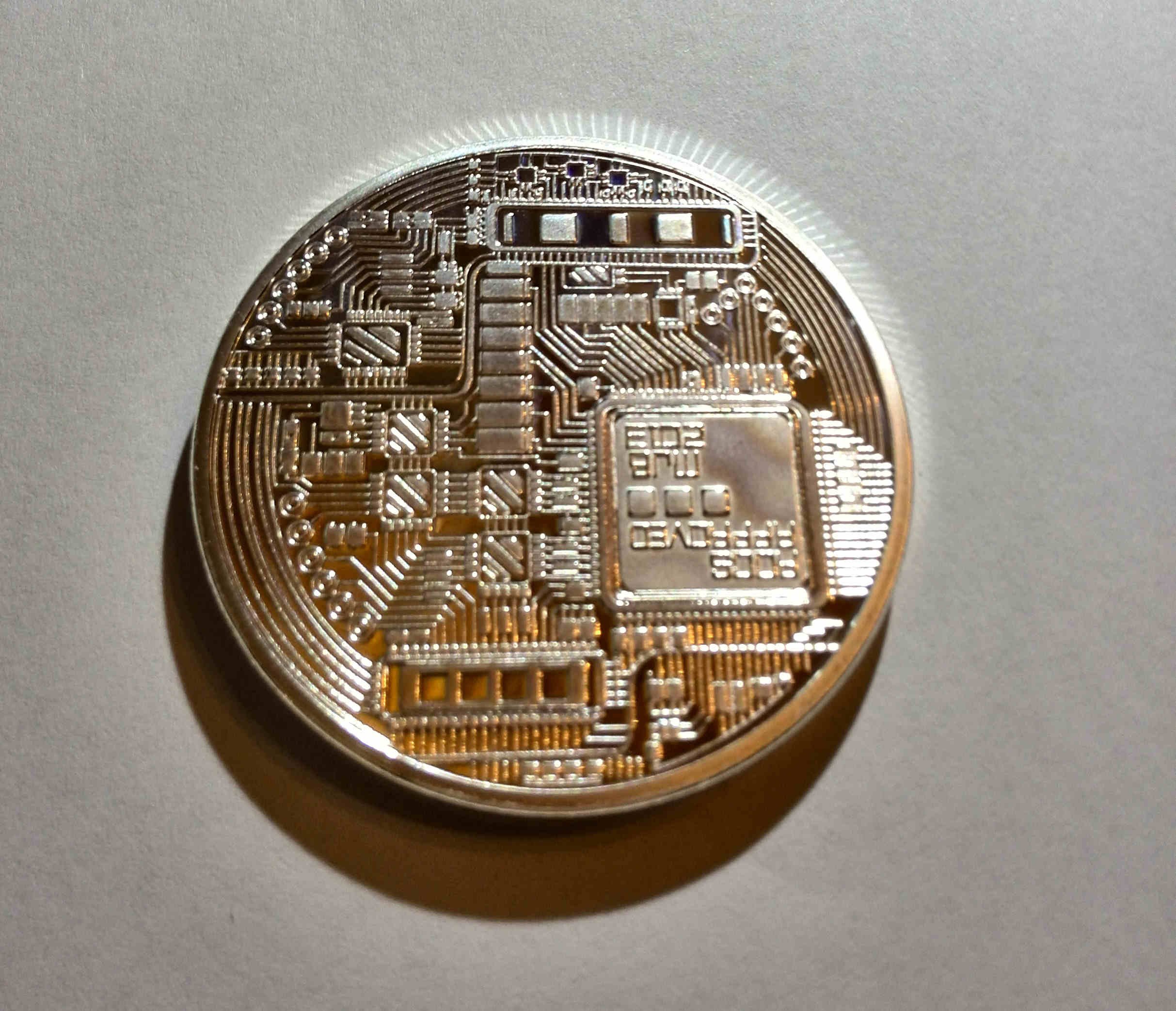 One Shot Miner Bitcoin 10 Pcs Bitcoin Coin Souvenir With Coin Case,  Physical Bitcoin Collection, Gold Plated Bitcoin For Commemoration, Crypto  Currency Coin BTC For Gift, Gold Bitcoin Tokens 1 Oz Gold