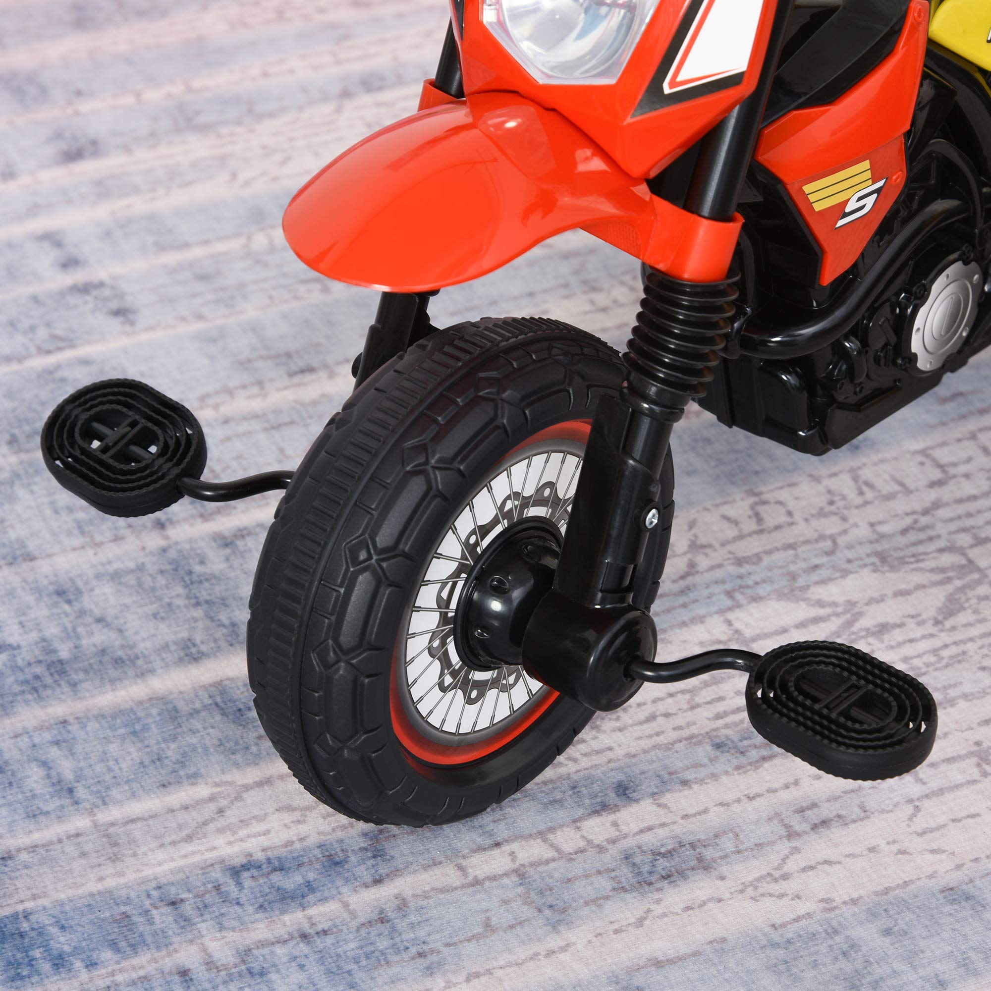 HOMCOM Triciclo per Bambini Stile Moto a Pedali con Luci e Suoni, 3 Ruote Larghe, Età 18-36 Mesi, 71x40x51cm, Rosso