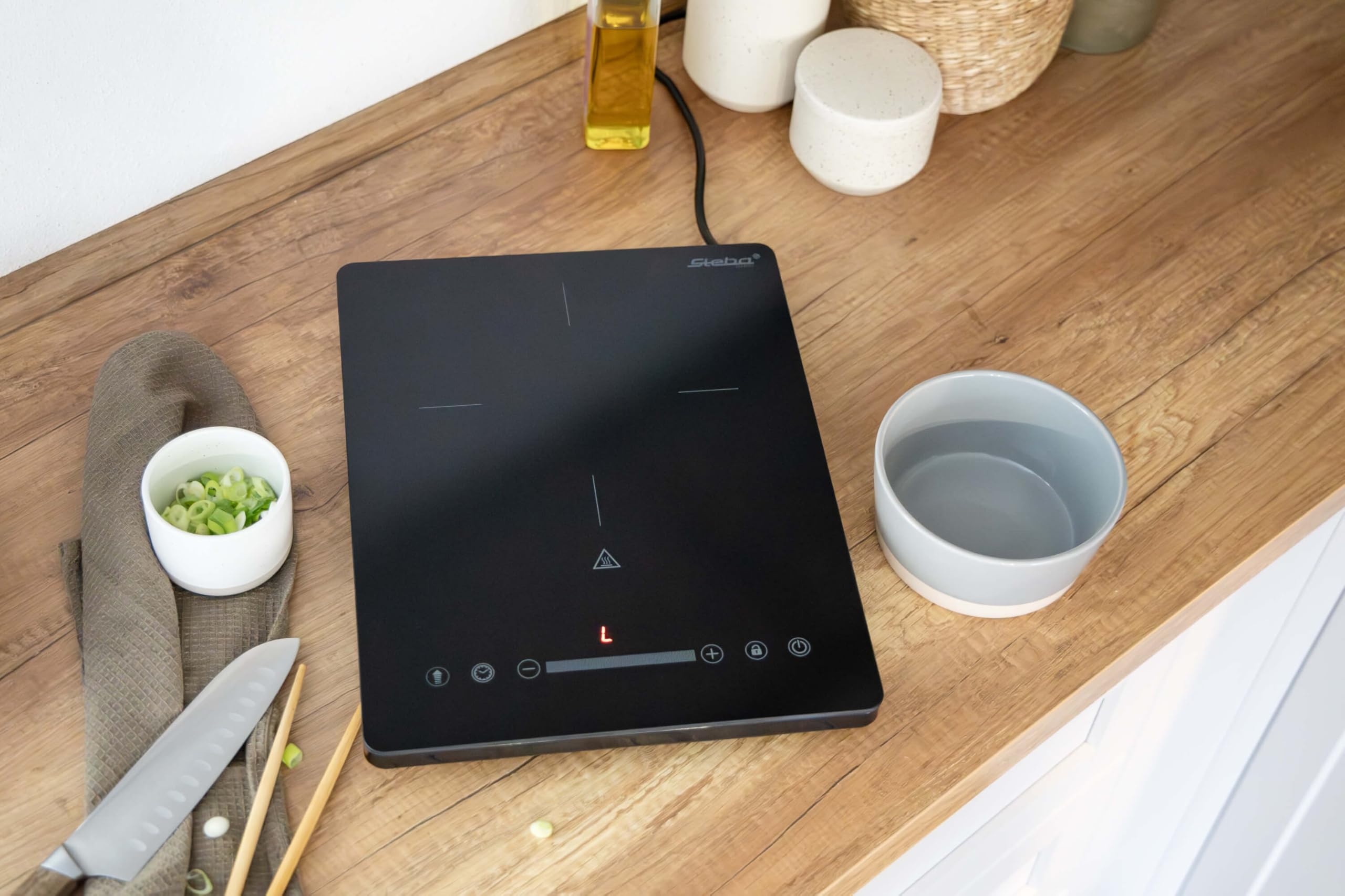 Steba IK 35 Ultra-Flat płyta indukcyjna – szkło matowe, 9 stopni, Ø 25 cm, Slide & Touch, 200-2000 W, timer, Booster i zabezpieczenie przed dziećmi