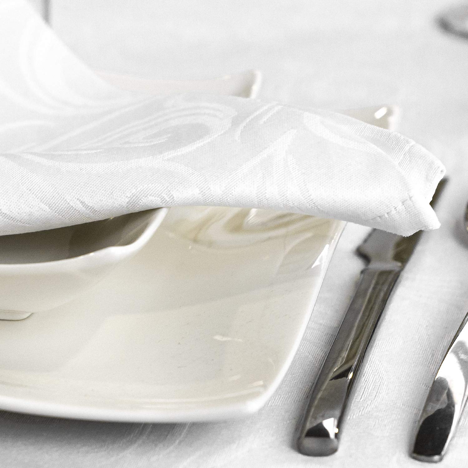 BGEUROPE Tovaglioli - Antimacchia - Bianco - Ref. Lyon - 45cm x 45cm (pack 6)