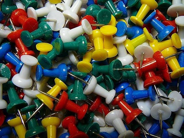 100 Push Pins Drawing Colourful Plastic Stationery Cork Notice Board Set