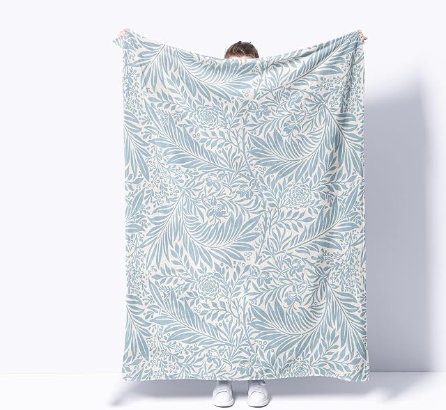NTBAY Flannel Fleece Throw Blanket, 127x152 cm Fuzzy Soft and Lightweight Leaves Pattern Decorative Blanket for Sofa, Couch, Bedroom, Travel, Light Blue