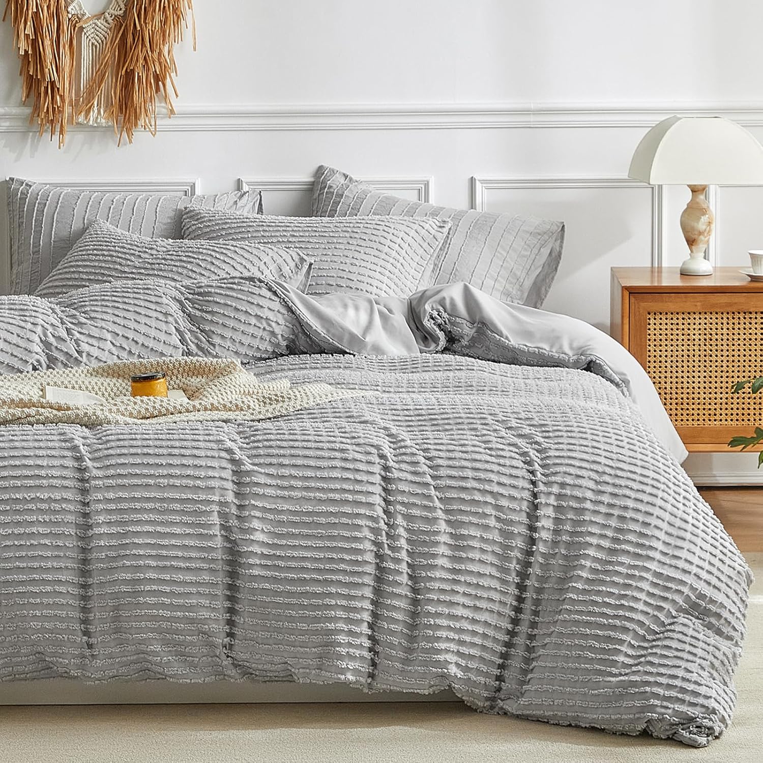 WARMDERN Boho Duvet Cover Set Queen Size,Grey Striped Duvet Cover Microfiber Bedding Set,3PCS Ultra Soft Breathable Lightweight Tuft Texture Pattern Duvet Covers with Zipper Closure(Grey,Queen)