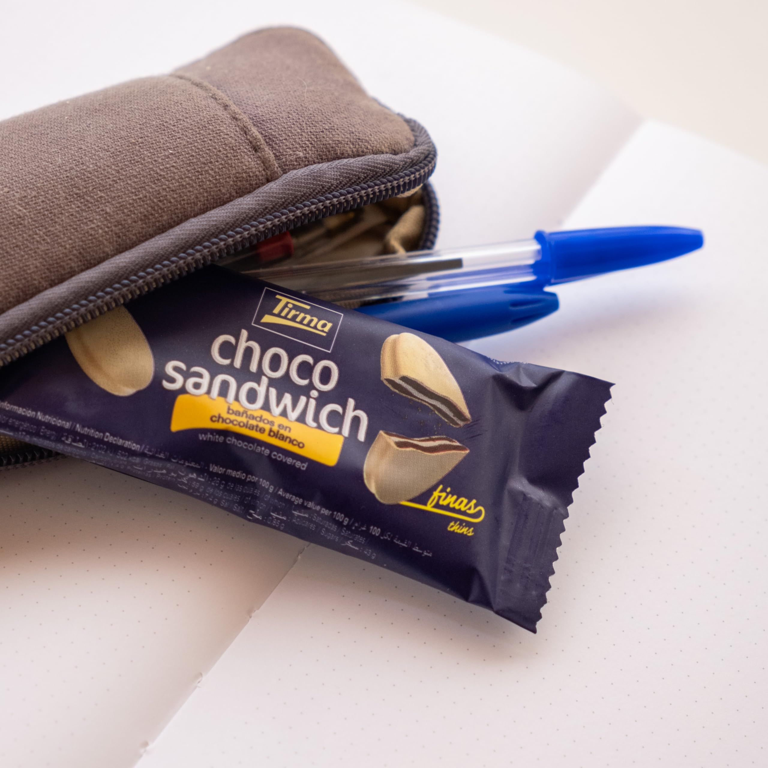 Tirma Choco Sándwich Fino de Chocolate Blanco – 8 Packs de 27,25 g (Estuche de 218 g) | Galletas con Relleno Bañadas en Chocolate Blanco | Snack Dulce Ideal para Merienda y Tentempiés