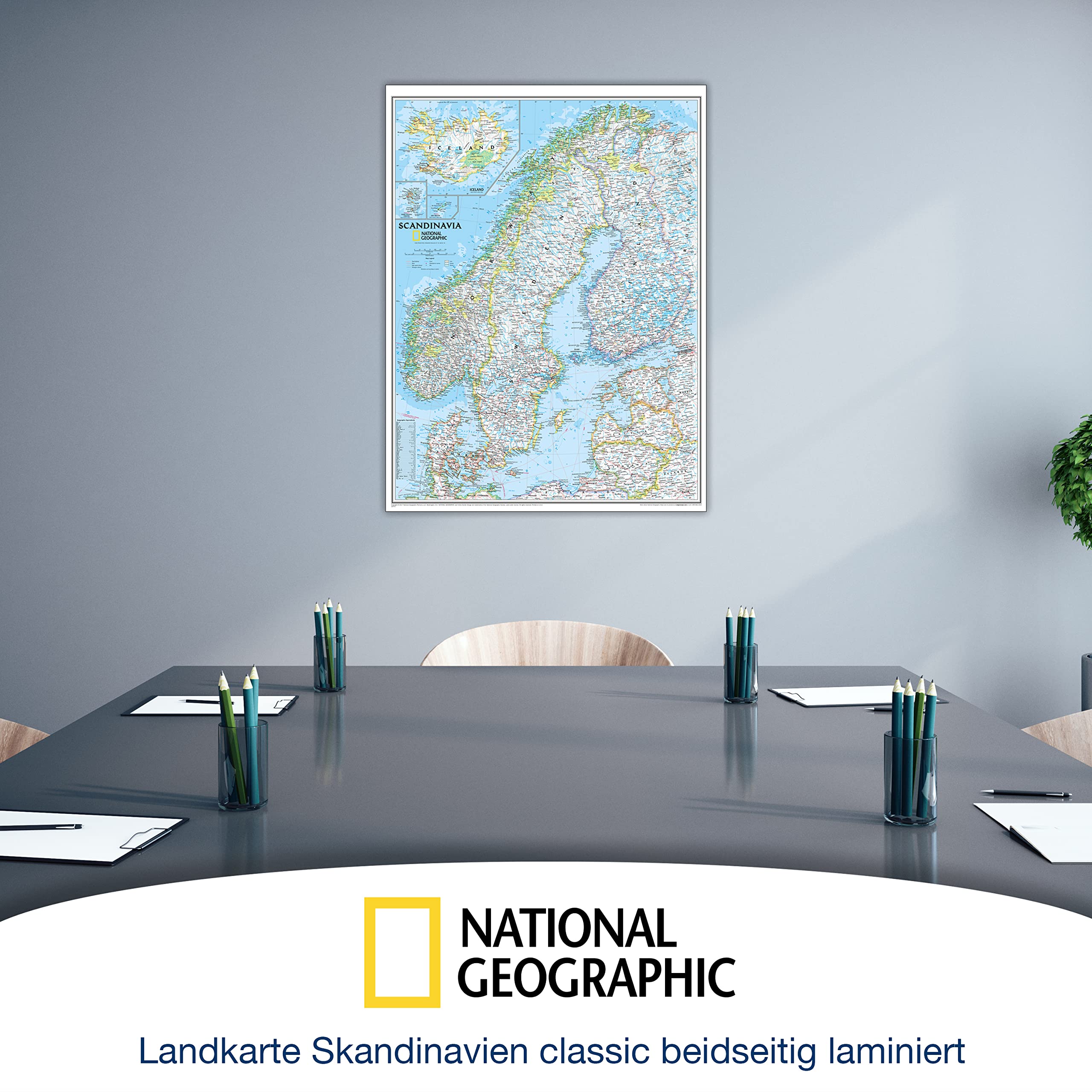 ORBIT Globes & Maps - Skandinavien Landkarte, Kartenbild von National Geographic - Landkarte classic beidseitig laminiert, Aktuell 2026, 58 x 76 cm, englisch