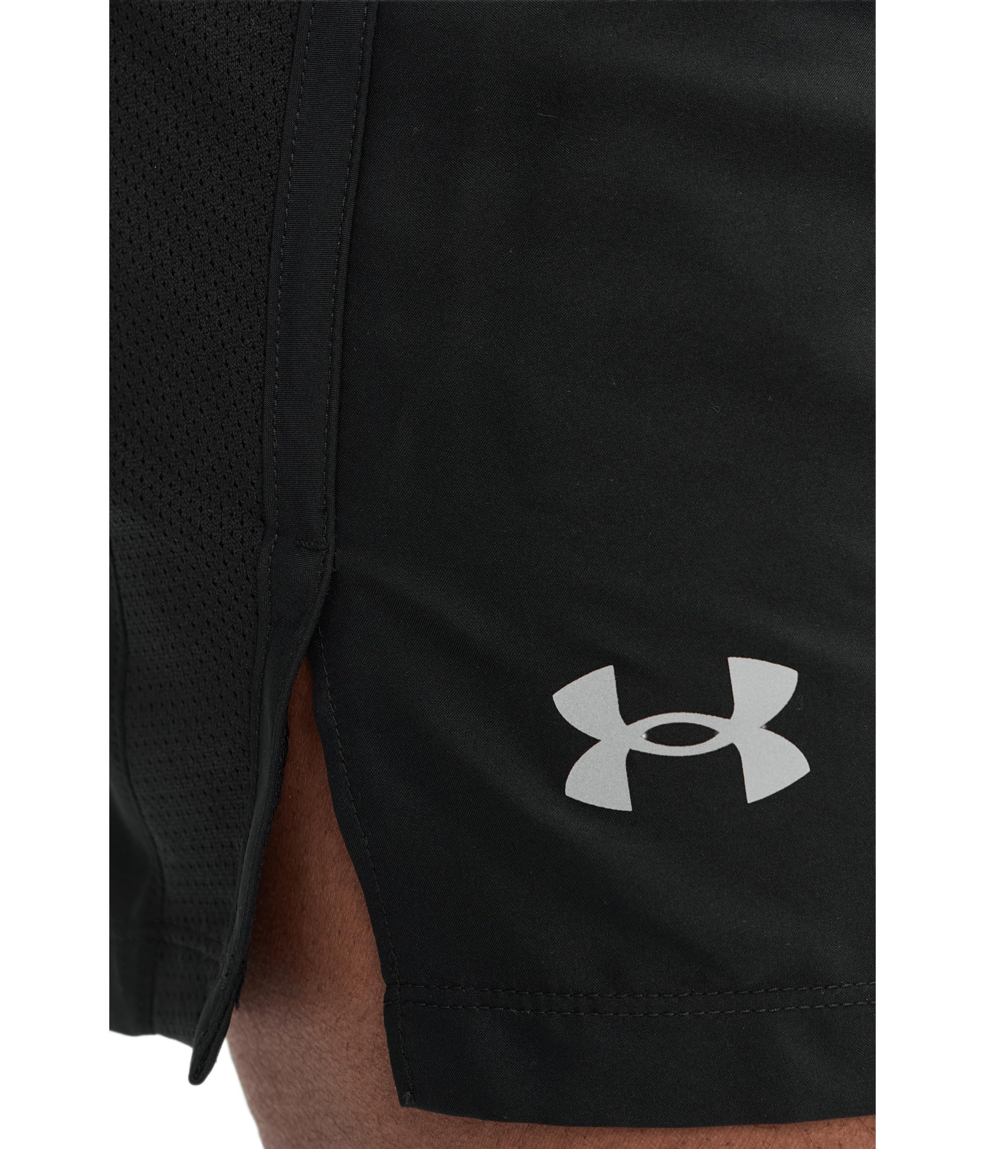 Amazon.com: Under Armour Men's Launch Run 7 Inch Unlined Shorts