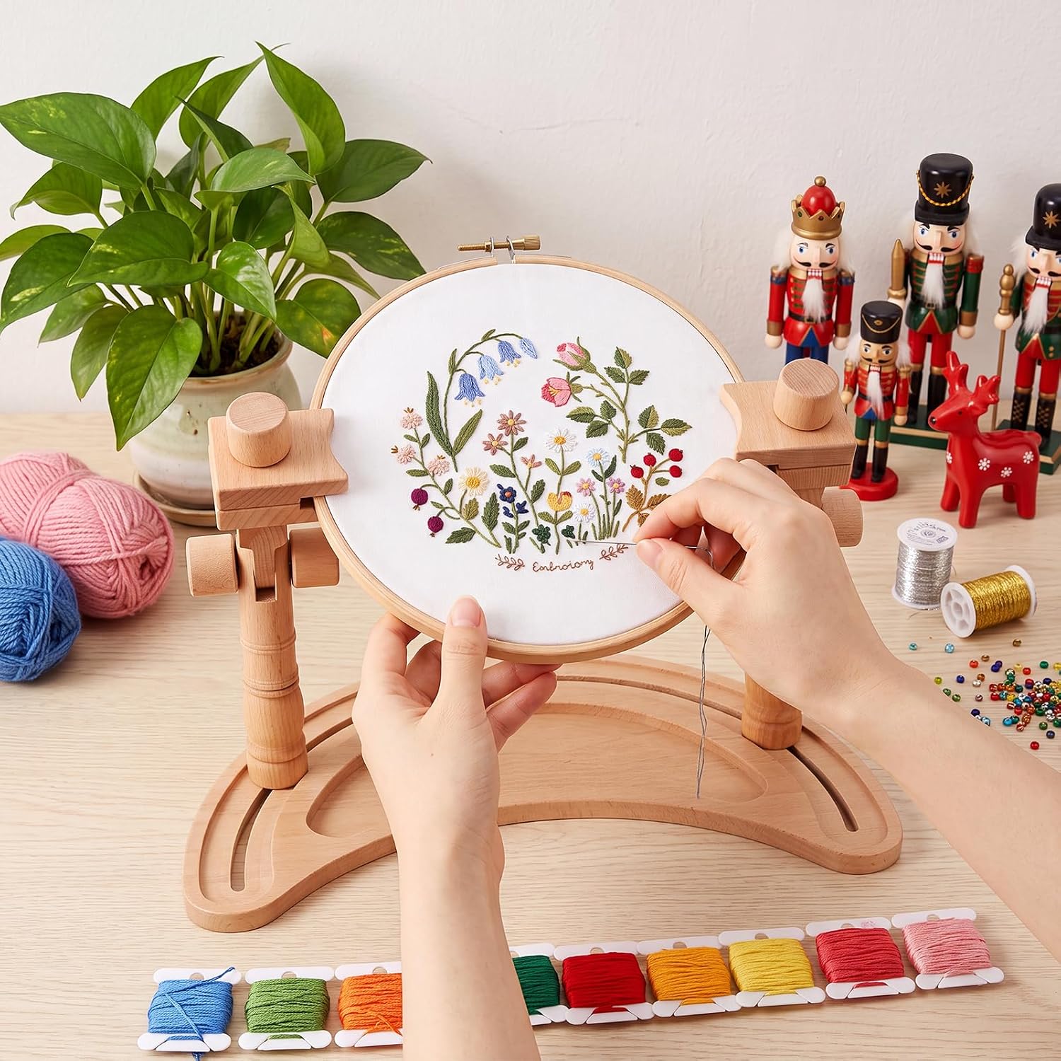 Lanties Rotatable Beech Wood Embroidery Hoop Stand, Adjustable, No Hoop