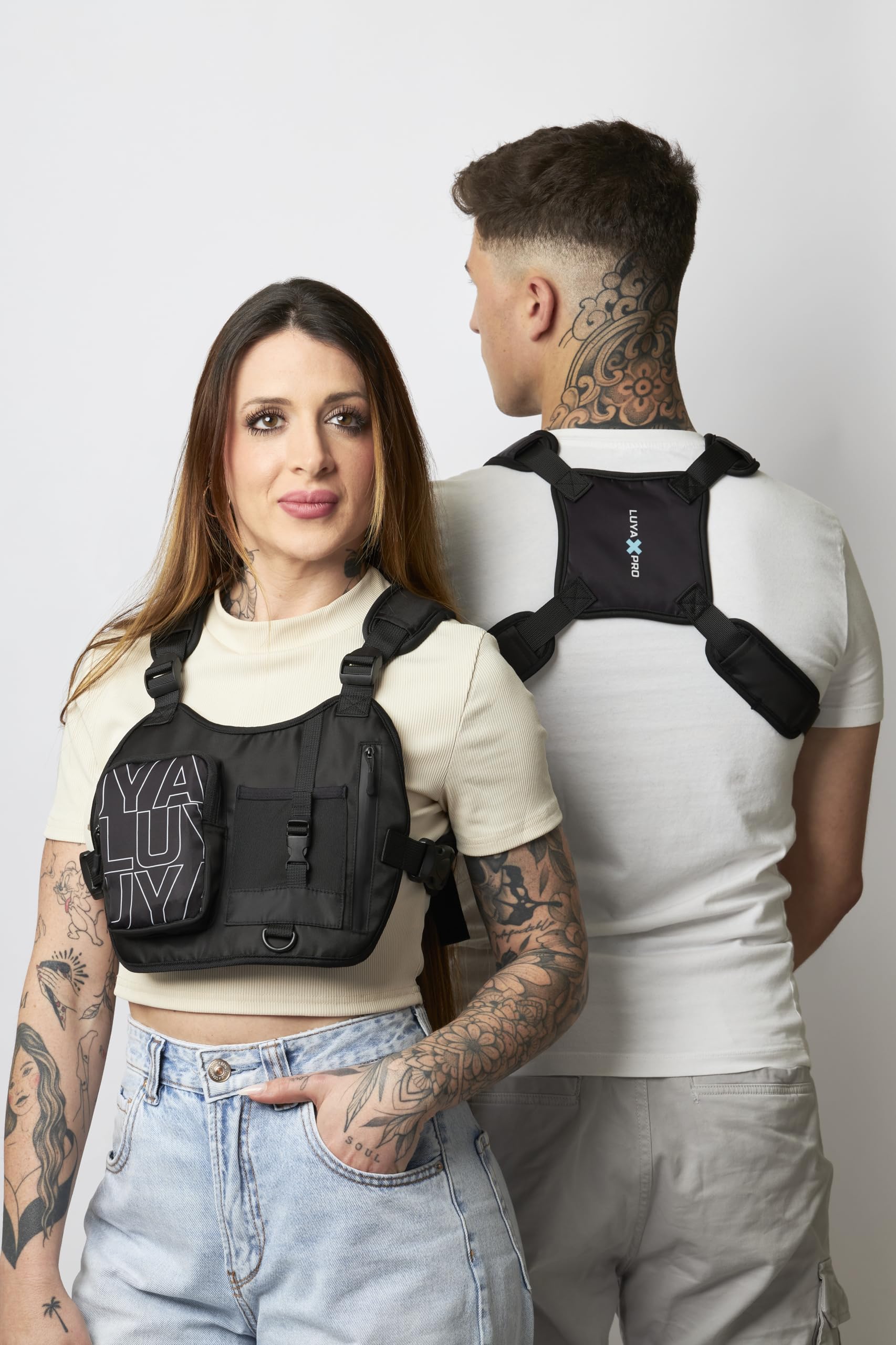 Caméra d'action universelle téléphone poitrine sangle harnais montage pour smartphone, sac à dos multifonctionnel avec poches, sports extrêmes tels que moto, vélo, accessoire mobile (blanc )