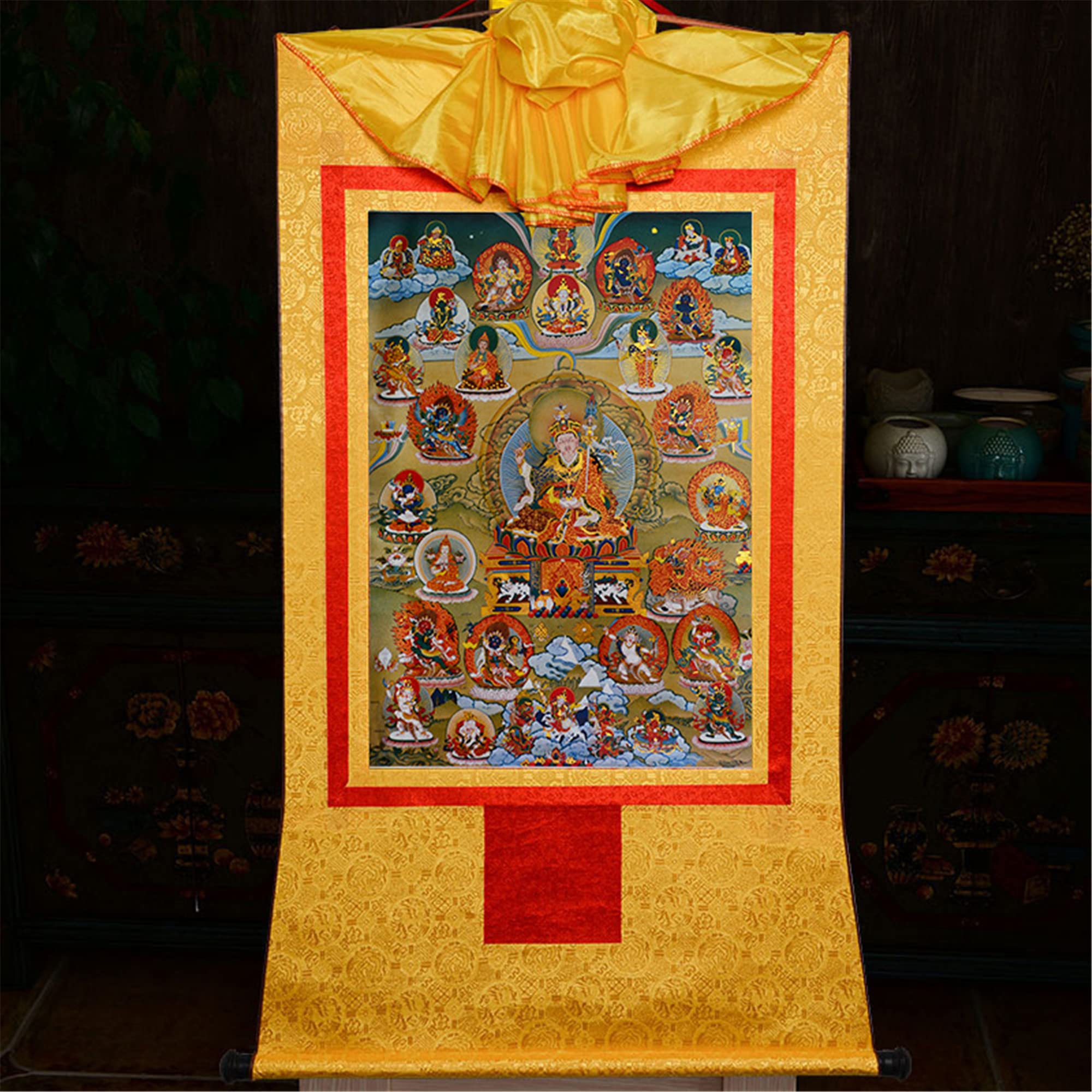Gandhanra Thangka Tibetische Wandbehang,Guru Rinpoche und Nyingma schulten Dharmapalas Thangka,Heißgeprägter Buddha Wandteppich für Zen Wohnkultur, Meditation, Spirituelle Entspannung und Ruhe