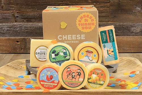 Vista 97 de Cheese Bros Game Day Caja de regalo de lujo Fresco de Wisconsin Incluye goudas, cuajada, queso cheddar envejecido de 8 años, mostaza, salchicha