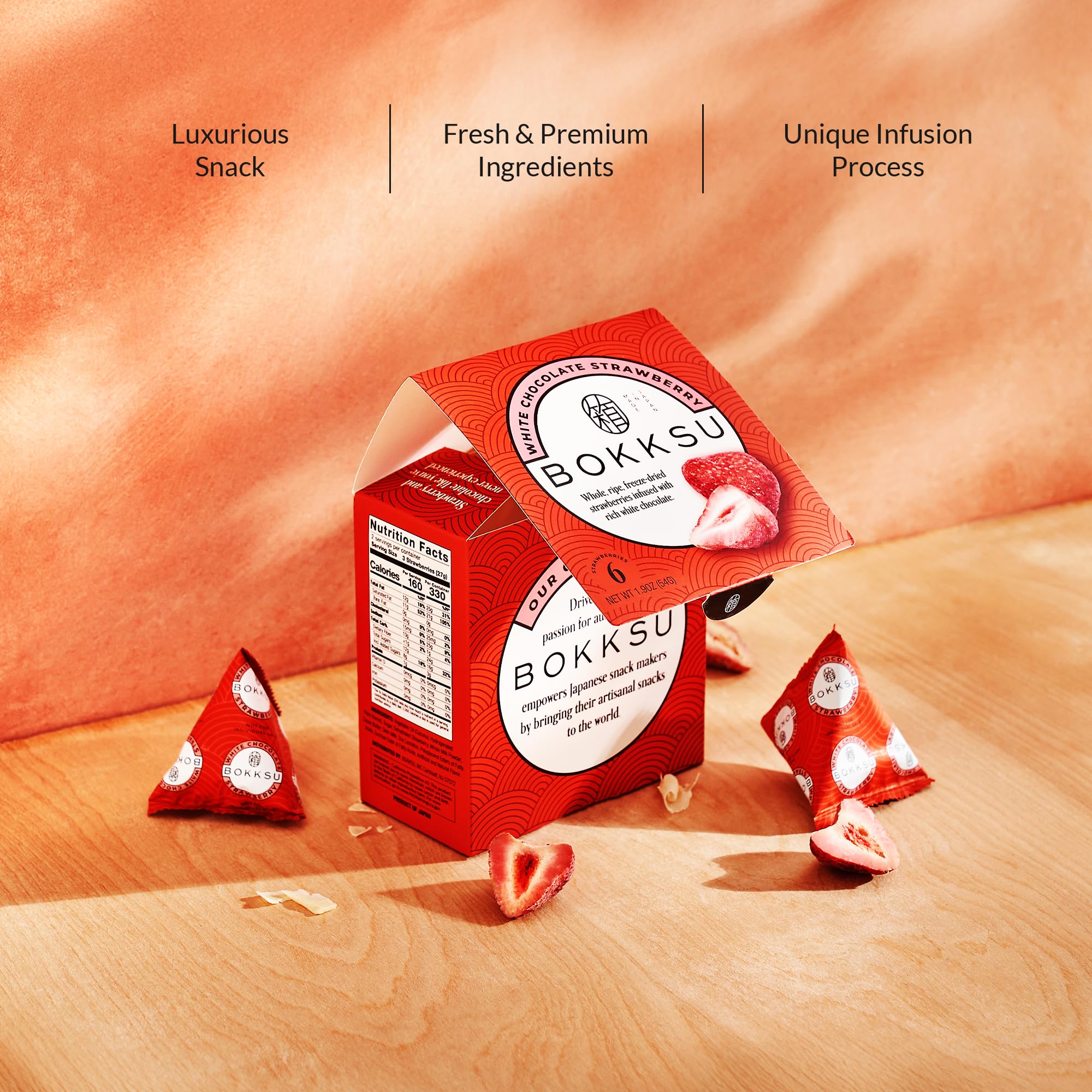 Bokksu White Chocolate-Infused Freeze Dried Strawberries 6-Piece Box () - Authentic Japanese Individually Wrapped Freeze Dried Strawberry Fruit Snacks in Elegant Gift Box: 4-Pack