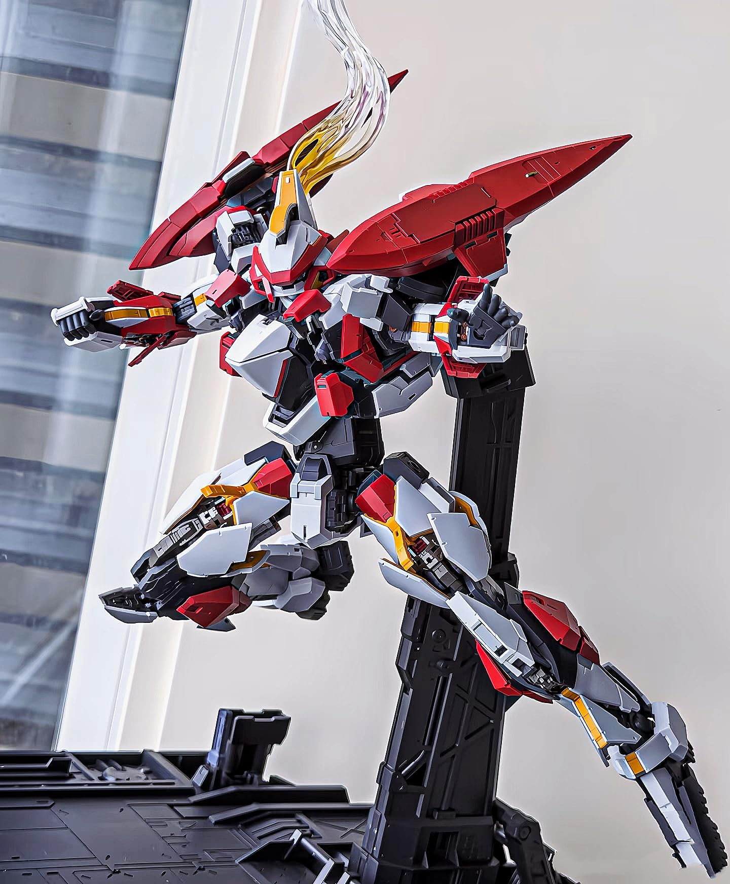 Amazon | 橘猫工業 1/35 ARX-8 レーバテイン 色分け済みプラモデル