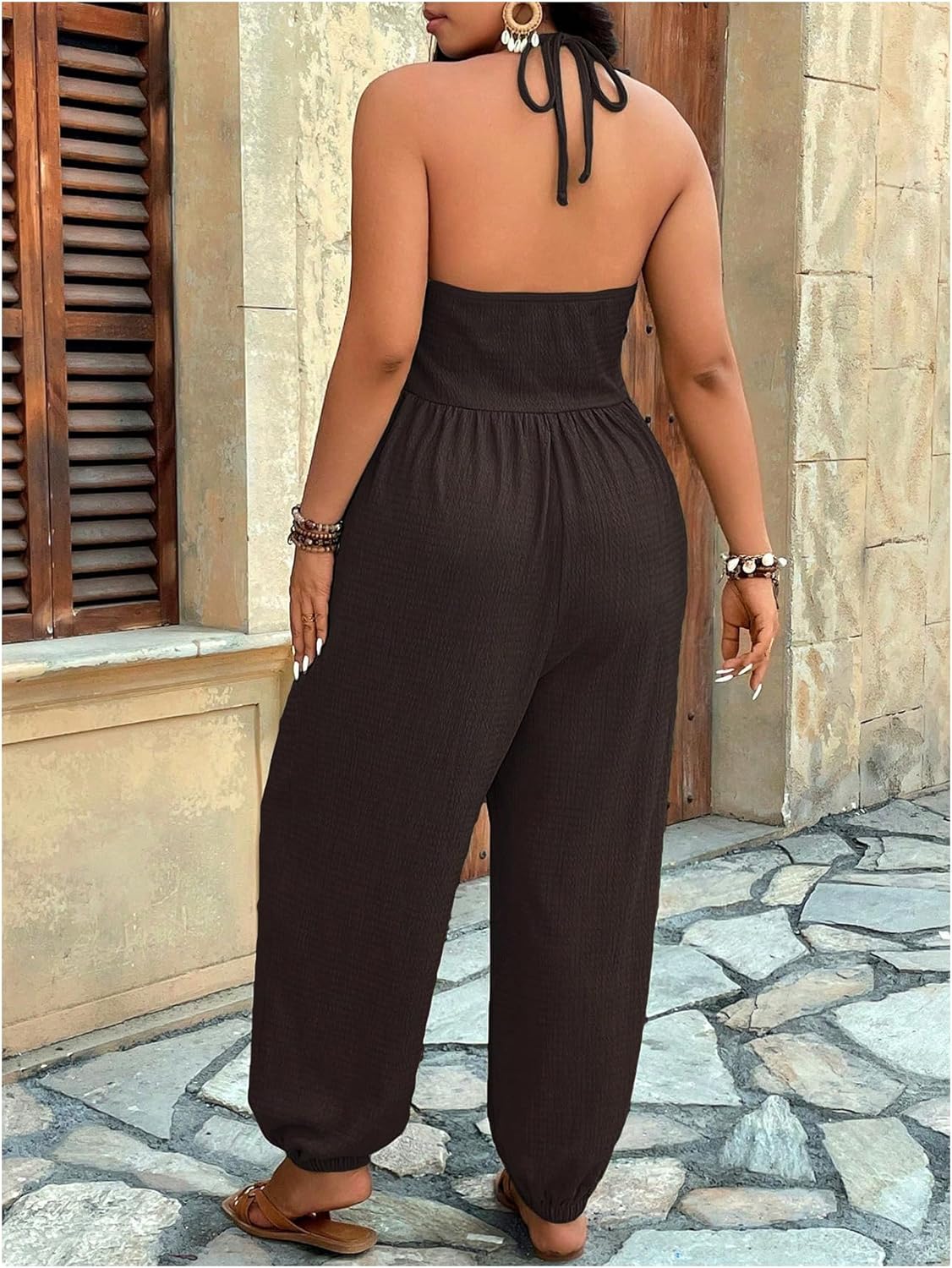 WDIRARA Women's Plus Size Backless Halter Jumpsuit Deep V Neck Sleeveless Pants Romper - Image 2