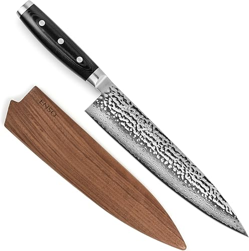 Enso Cuchillo de chef grande con funda, fabricado en Japón, serie HD, VG10, acero inoxidable de damasco, hoja de 9.5 pulgadas con cubierta Saya