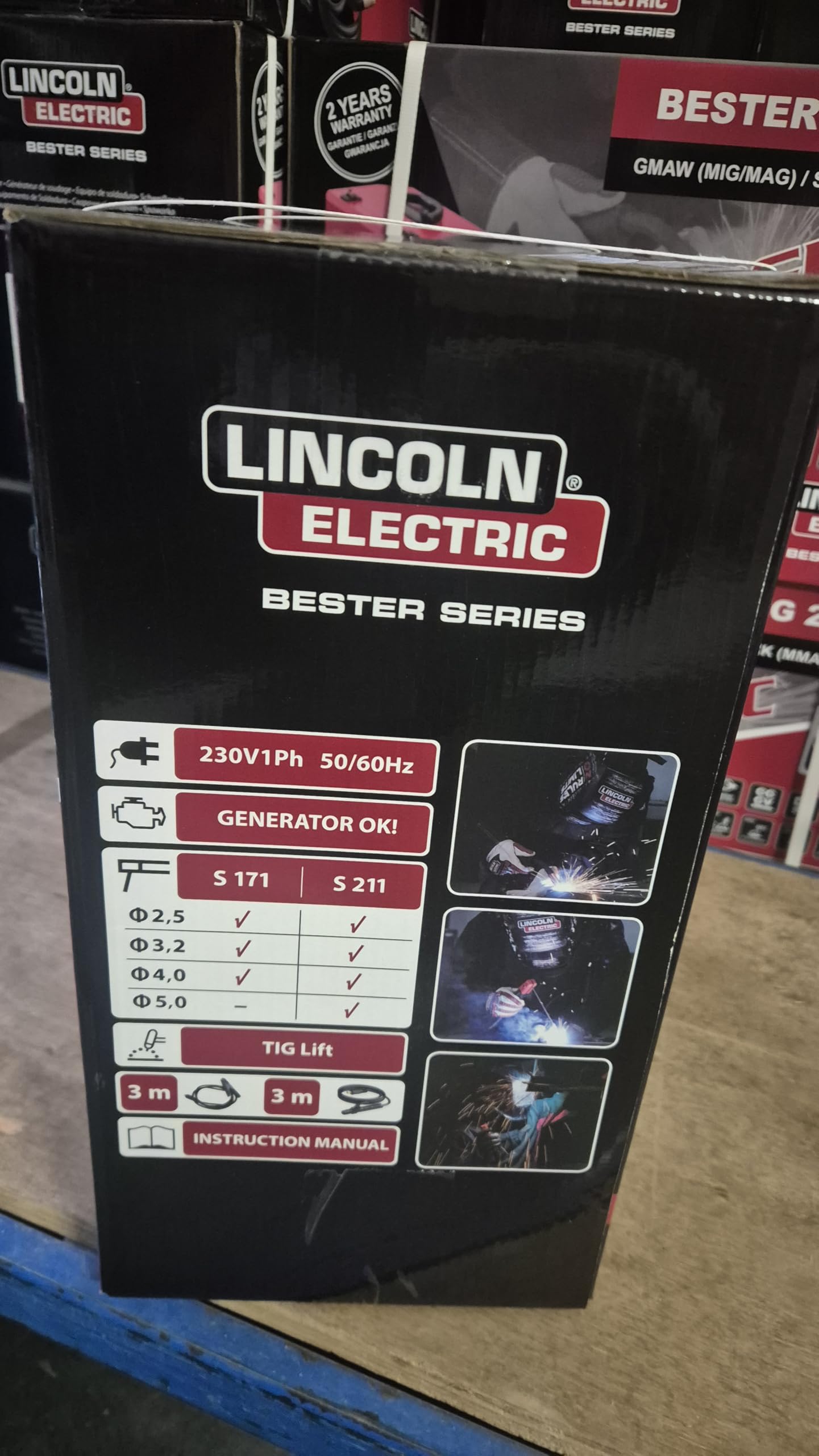 MMA Lincoln Electric Bester S 211 - Saldatrice inverter ad elettrodi