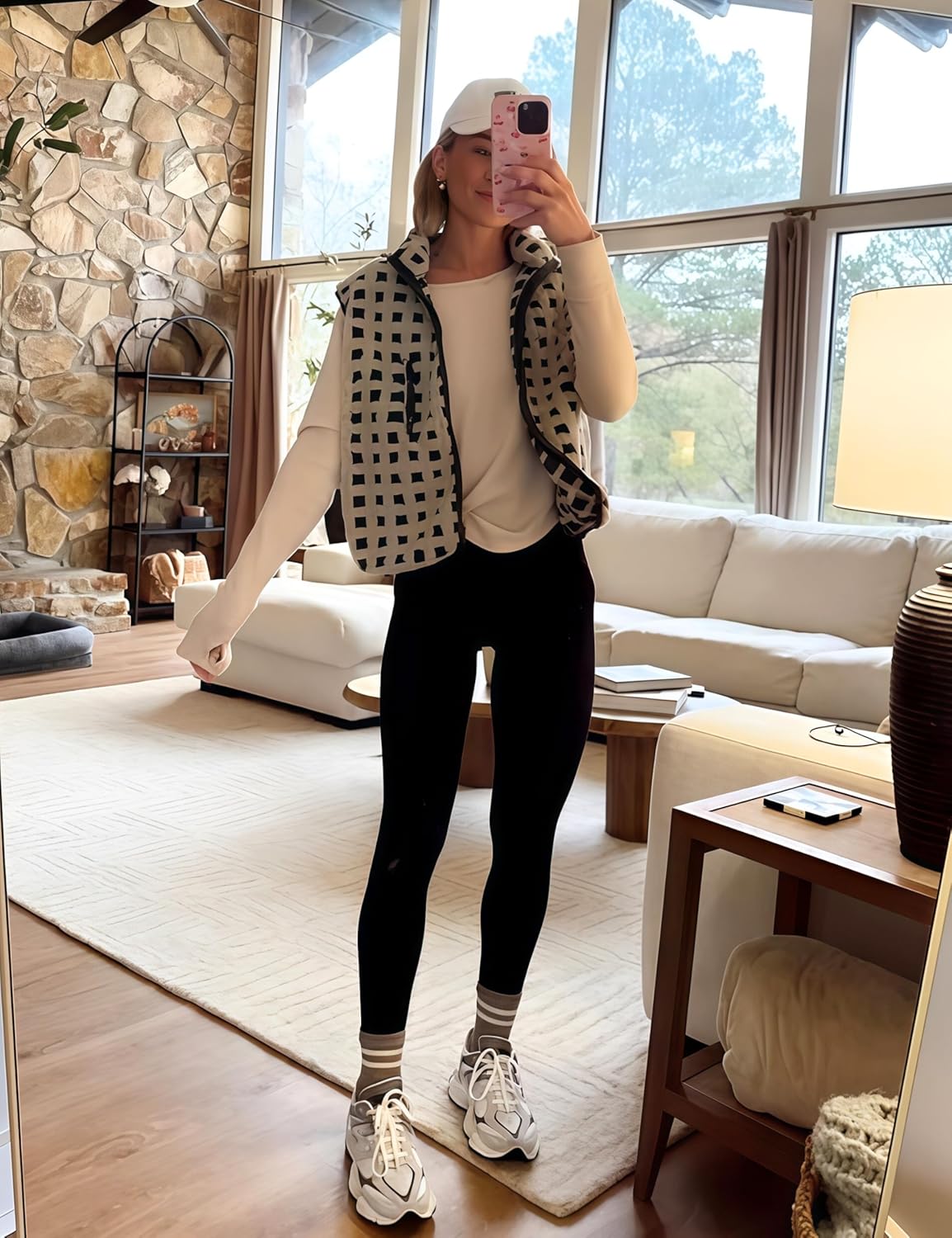 PUWEI Women's Checkered Sherpa Vest Sleeveless Zip Up Fleece Top Crochet Plaid Sherpa Collared Vest with Pocket - Image 2