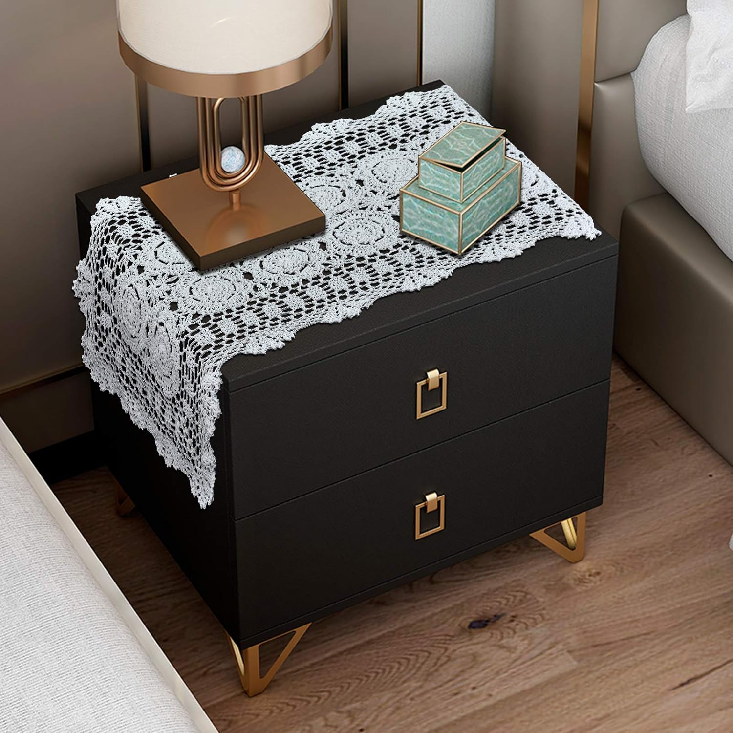 USTIDE Sunflower Crochet Table Runner 2pcs,15.7"x27.5" White Cotton Lace Table Placemats Bedside Nightstands Table Covers Ecru Dresser Scarf Doilies