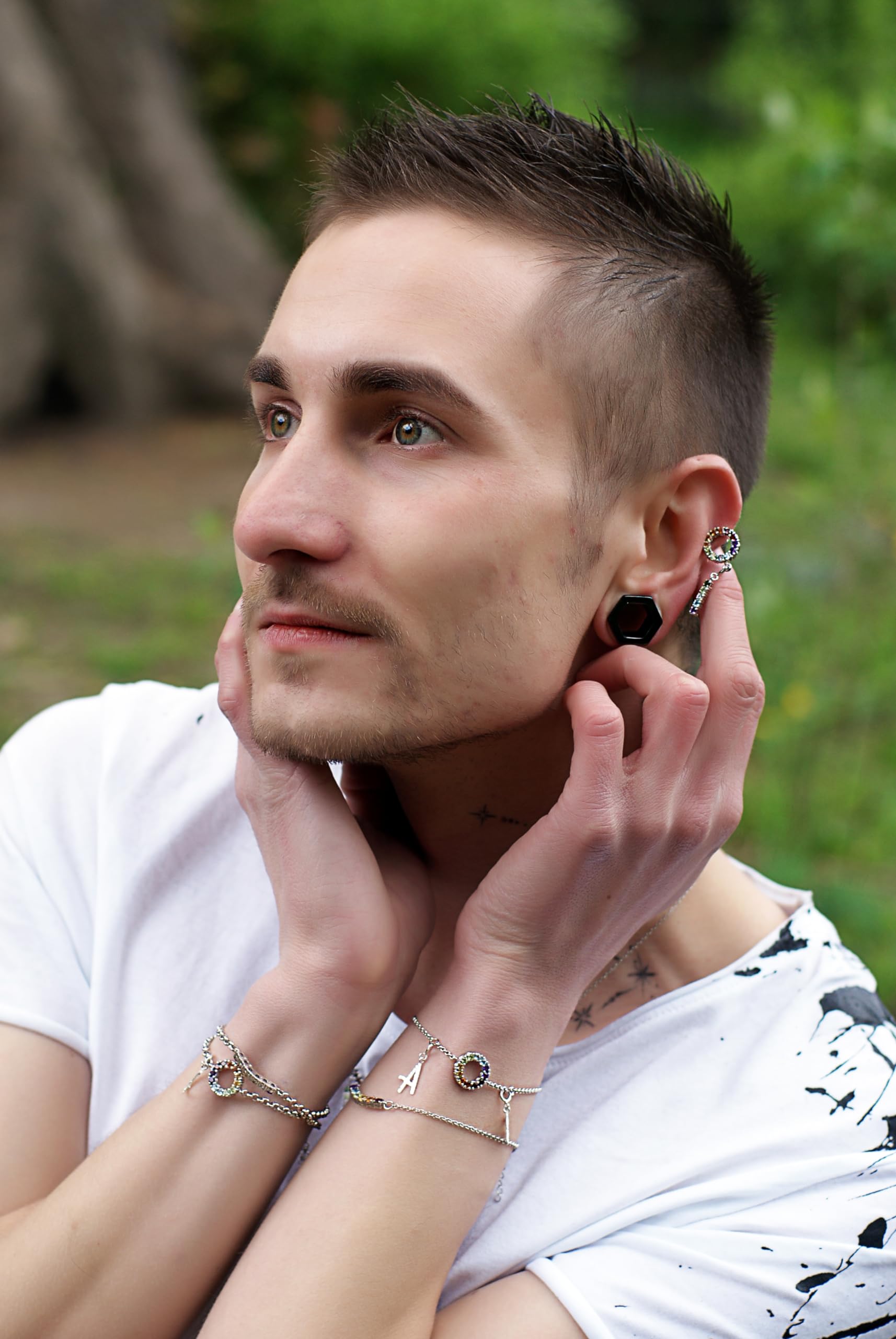 PRIDE Fashion Jewelry - Personalisiertes Regenbogen Armband mit Edelsteinen für LGBTQIA & Gay Schmuck für LGBT, LGBTQ, Asexual, Poly, Pansexuell, Agender, Bigender, Bisexuell, Trans, Transgender