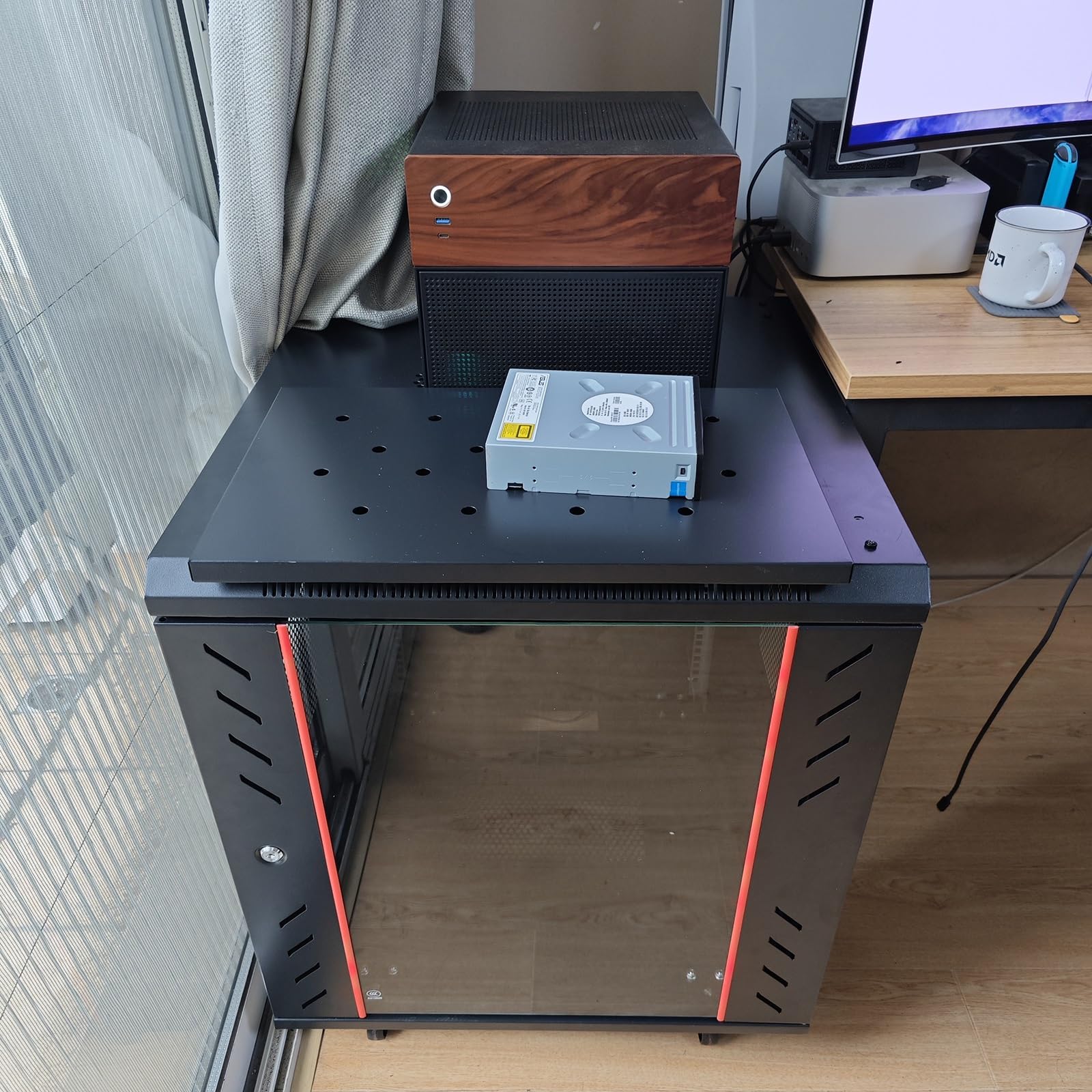 Server Rack Cabinet con serratura per apparecchiature di rete IT, sistemi A/V e uso residenziale/commerciale