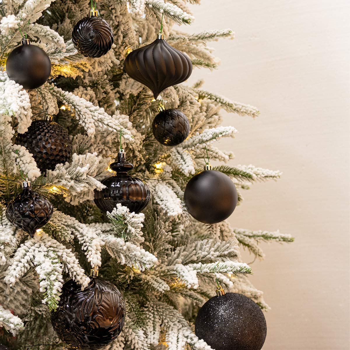 Christmas Baubles Infrangibile Decorazioni per L'Albero di Natale per la Festa di Natale Ornamenti Decorazioni di Nozze Ganci Inclusi (Nero, 100mm)
