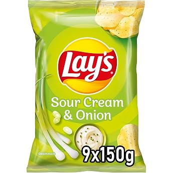 Lay's Sour Cream & Onion - Crispy Seasoned Potato Chips for a Successful Party (9 x 150g) (Packaging Design May Vary)