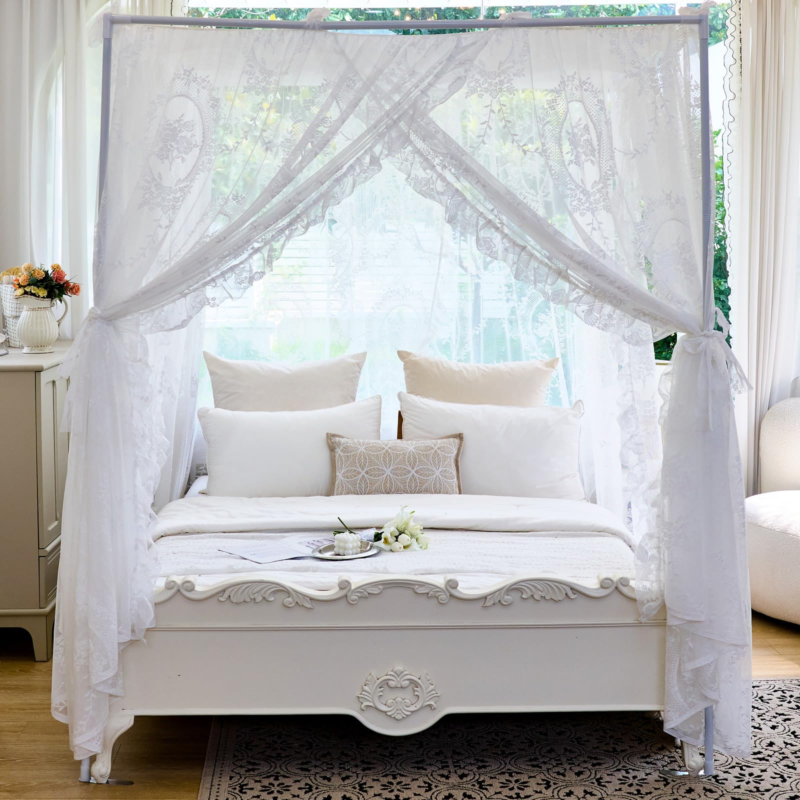 AIKASY Elegante Spitze Prinzessin 4 Poster Betthimmel Moskitonetz - Romantische Hochzeit Braut Schlafzimmer Dekor Kinderzimmer Bettvorhang für Damen Erwachsene - (Weiß - 2, Queen)