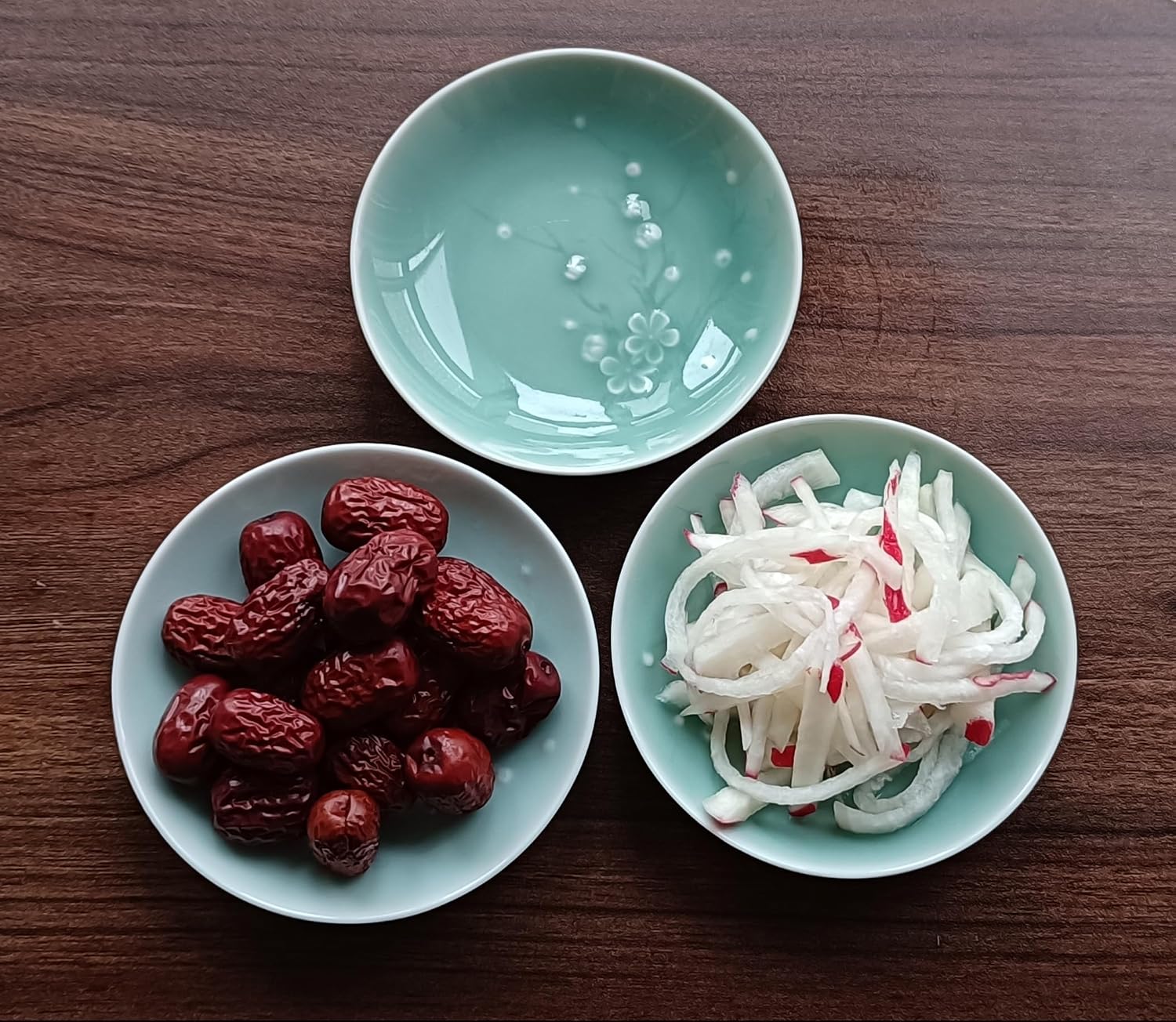 Longquan celadon 4.0 inch Beautiful Plates,Appetizer Saucer Vinegar Dish, Sushi Dipping Saucers, Ceramic Dessert Dishes,Natural Mineral Glaze lead-free 4 pcs (Dichromatic azurol)
