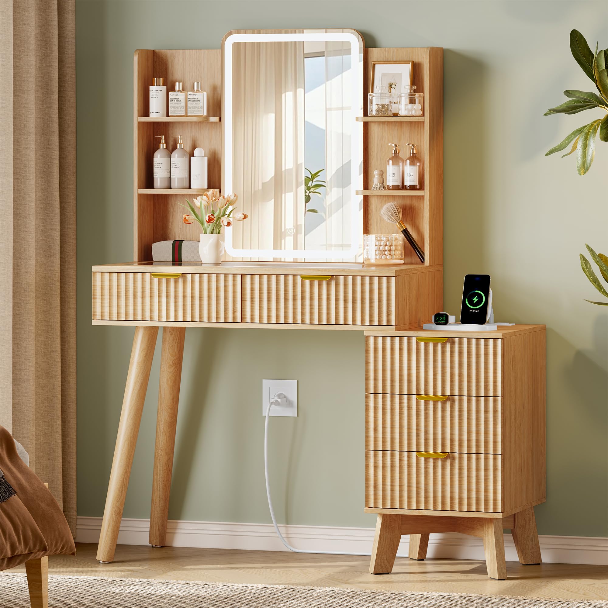 Xixini Fluted Vanity