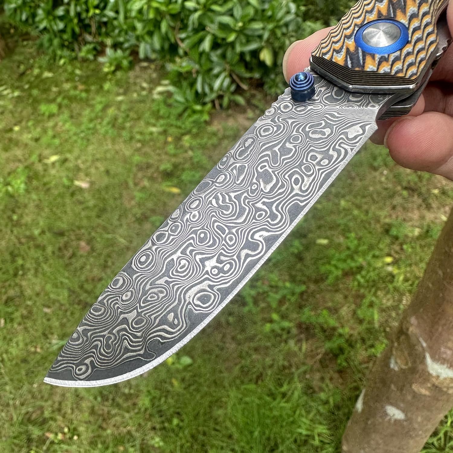 Damascus Steel Folding Pocket Knife, 3.15" VG10 Blade for Men and Women, Two-Tone G10 Handle EDC Knife with Liner Lock for Outdoor Survival Camping Collection Hunting