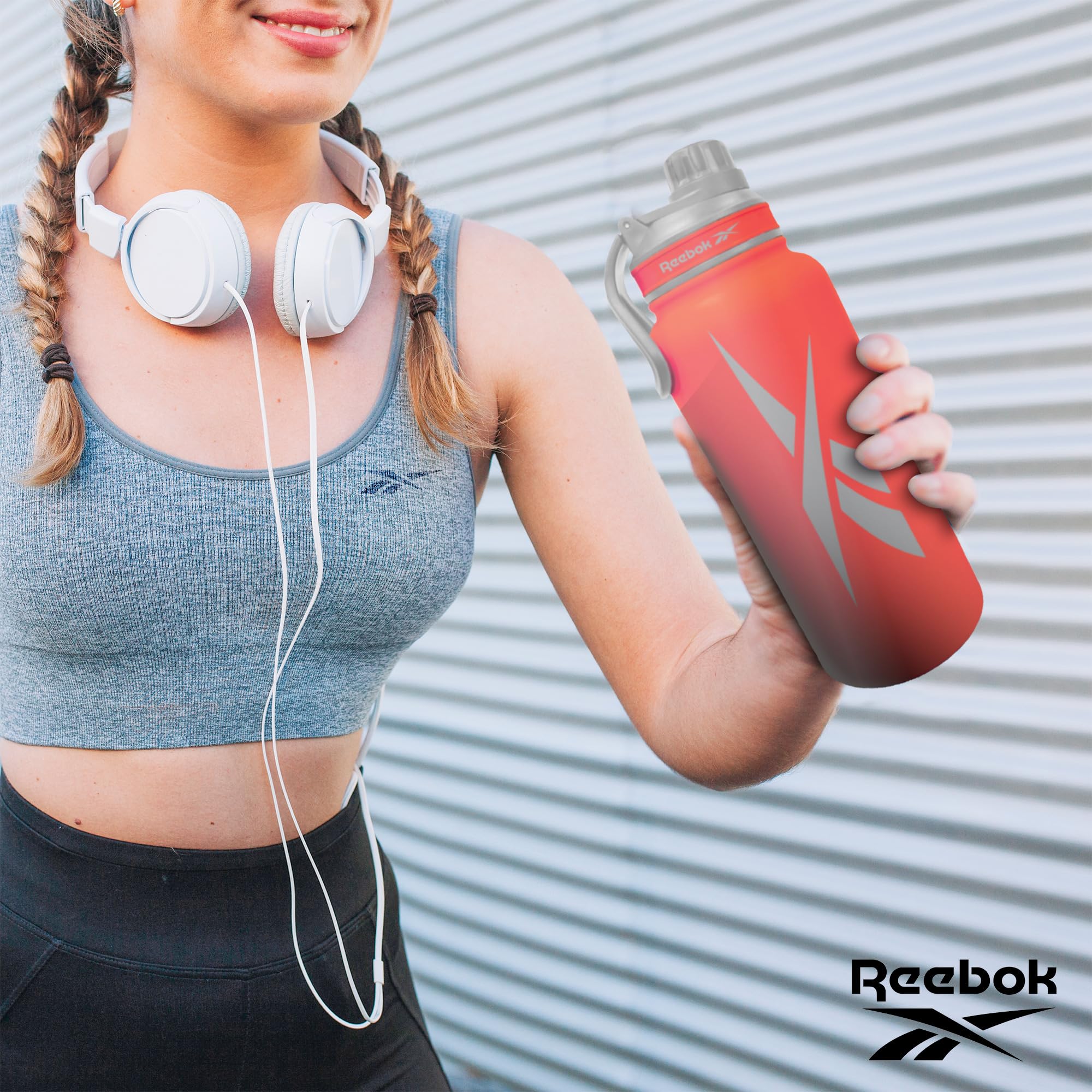 Reebok Borraccia in acciaio inox con design atletico, borraccia termica da 1134 ml, con coperchio Chug – Borraccia sportiva a doppia parete, senza BPA, rossa