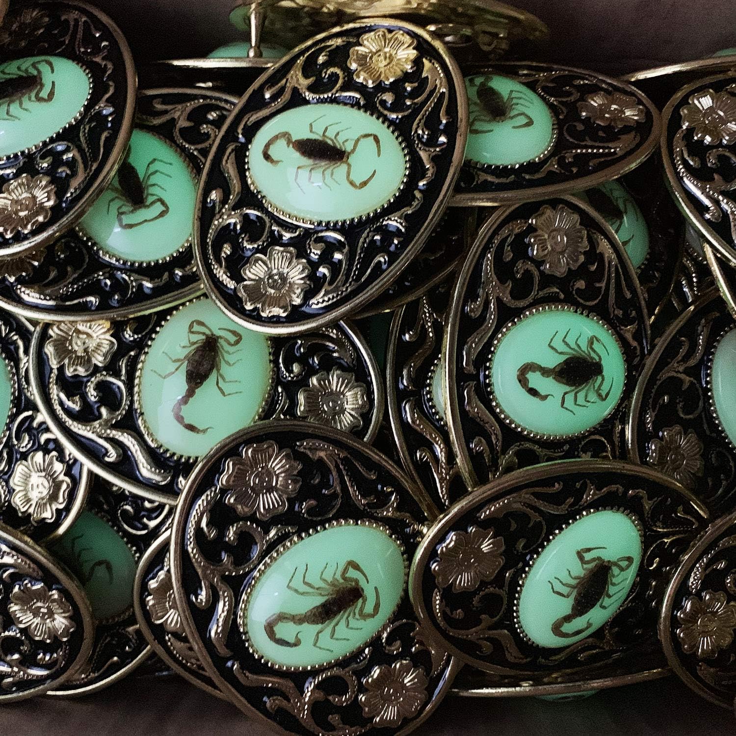 XGALBLA Cool Western Colorful Style stone 3D Scorpion Belt Buckle For Men - Image 3