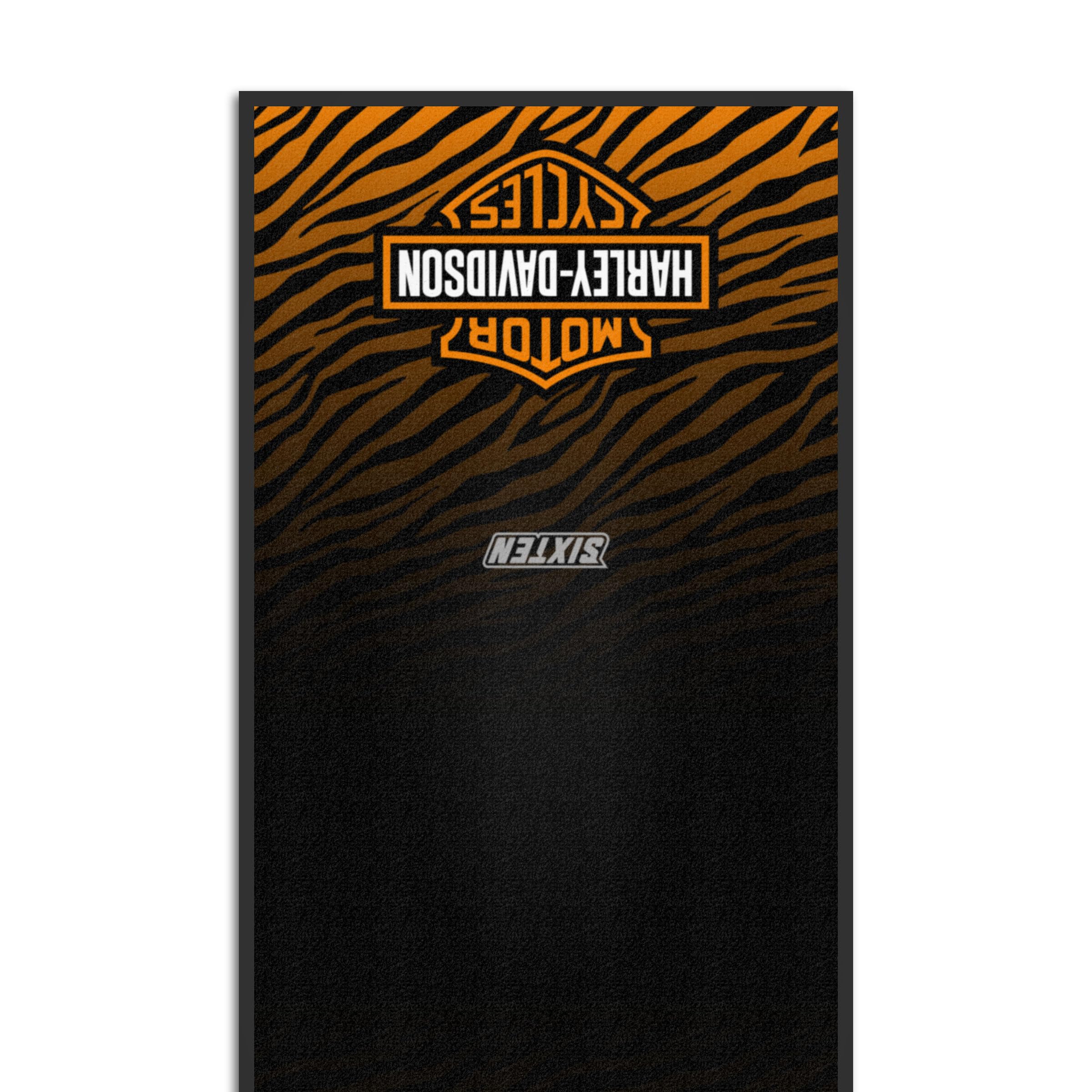 SIXTEN Harley Davidson Wild Stock Motorradteppich - 95x240 - Umweltfreundliche Garage und Paddock Matte - Waschbar, ölabsorbierend und umweltfreundlich - Schutzmatten für Motorräder