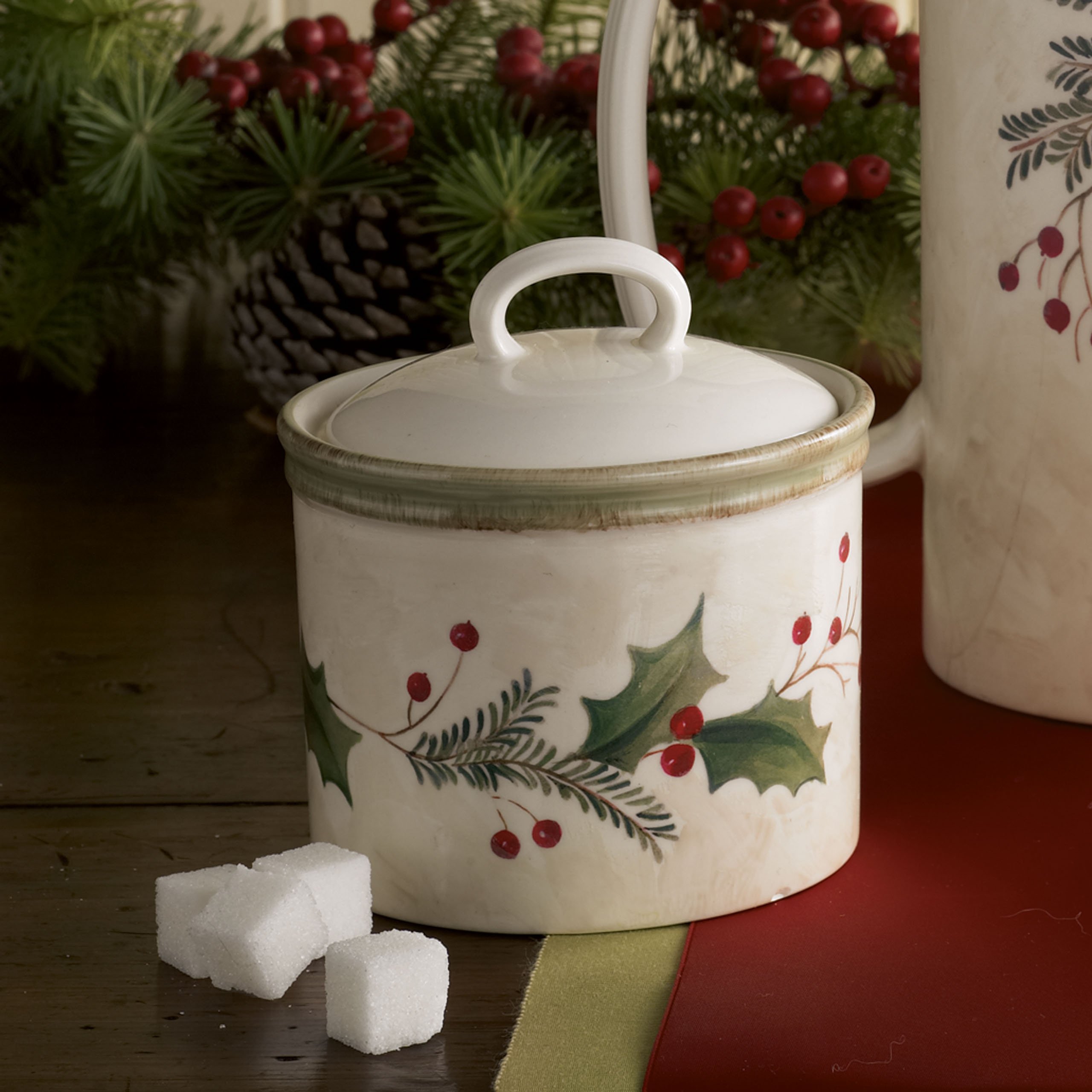 Lenox Holiday Gatherings Common Sugar Bowl