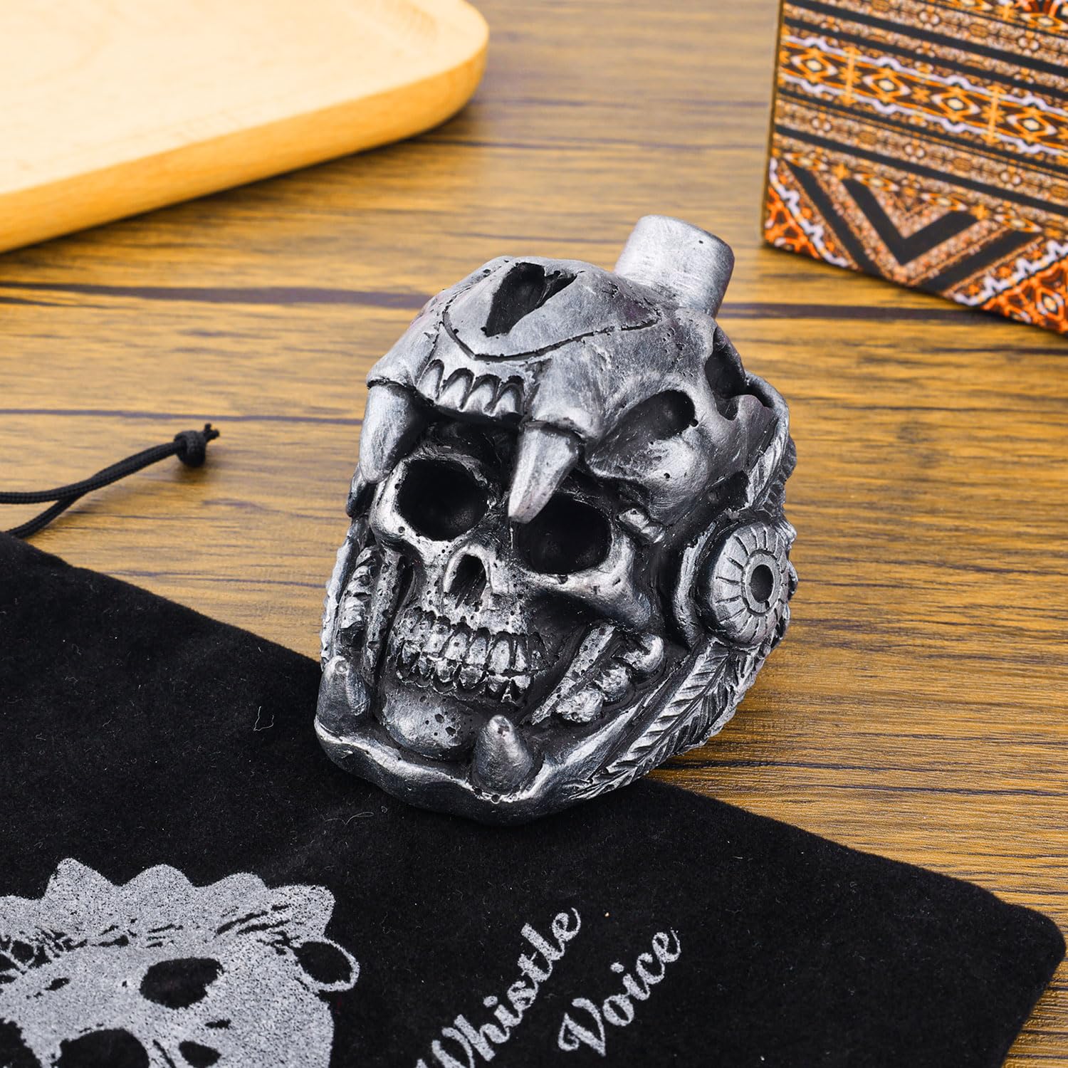 Fischietto Della Morte Azteco, Design Teschio di Quetzalcoatl Oltre 125 Decibel il Più Forte Autentico Suono Umano Fischietti da Guerra con Borsa con Coulisse Regali da Collezione (Argento)