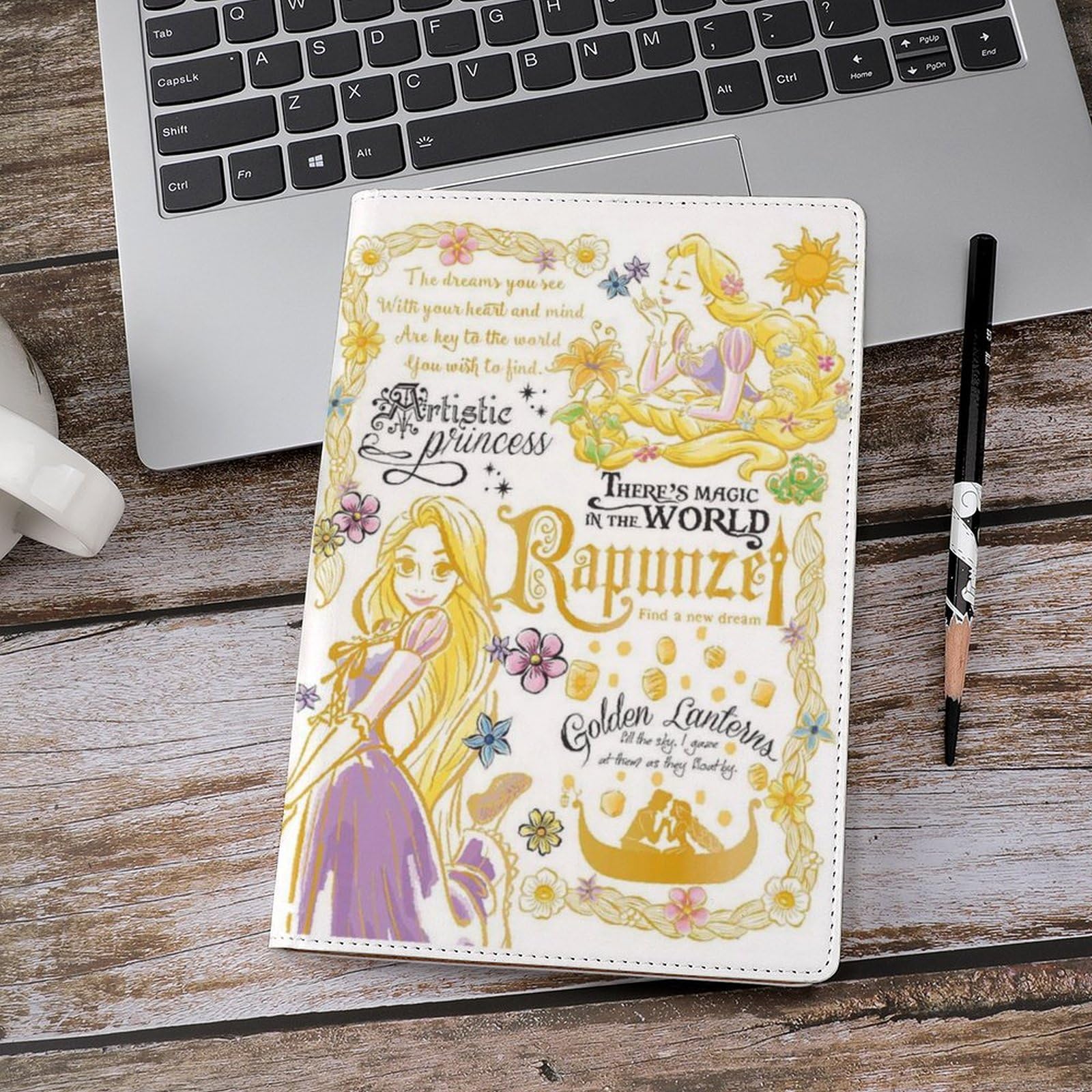 Amazon | ラプンツェル プリンセス ノートカバー 20.7×14.2×1cmサイズ